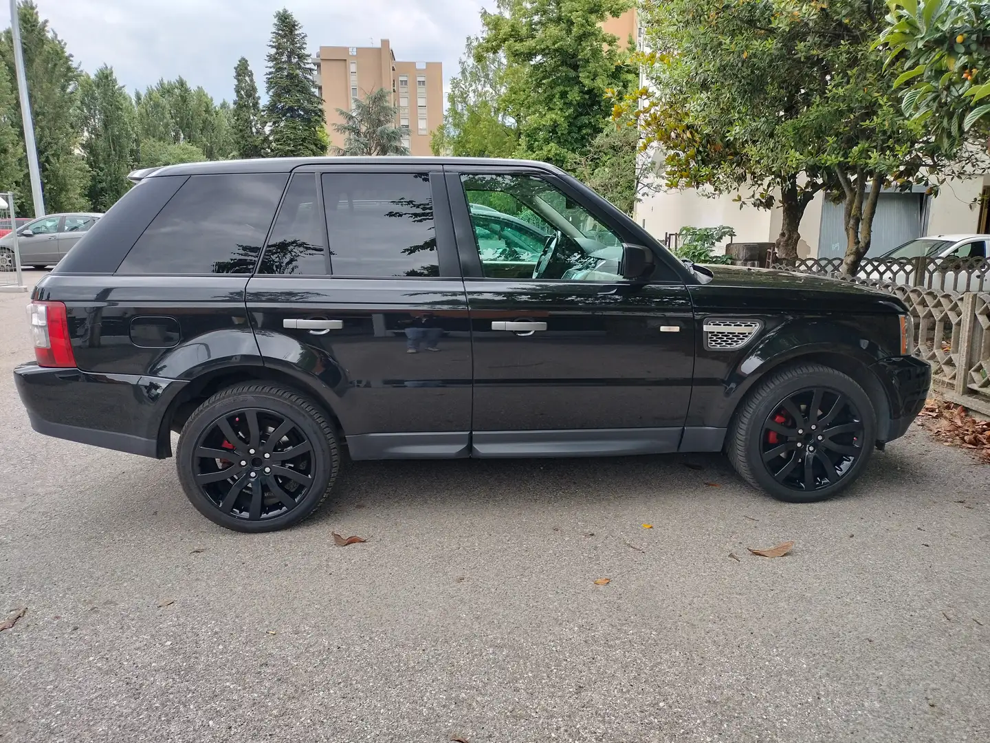 Land Rover Range Rover Sport 2.7 tdV6 HSE auto Чёрный - 1