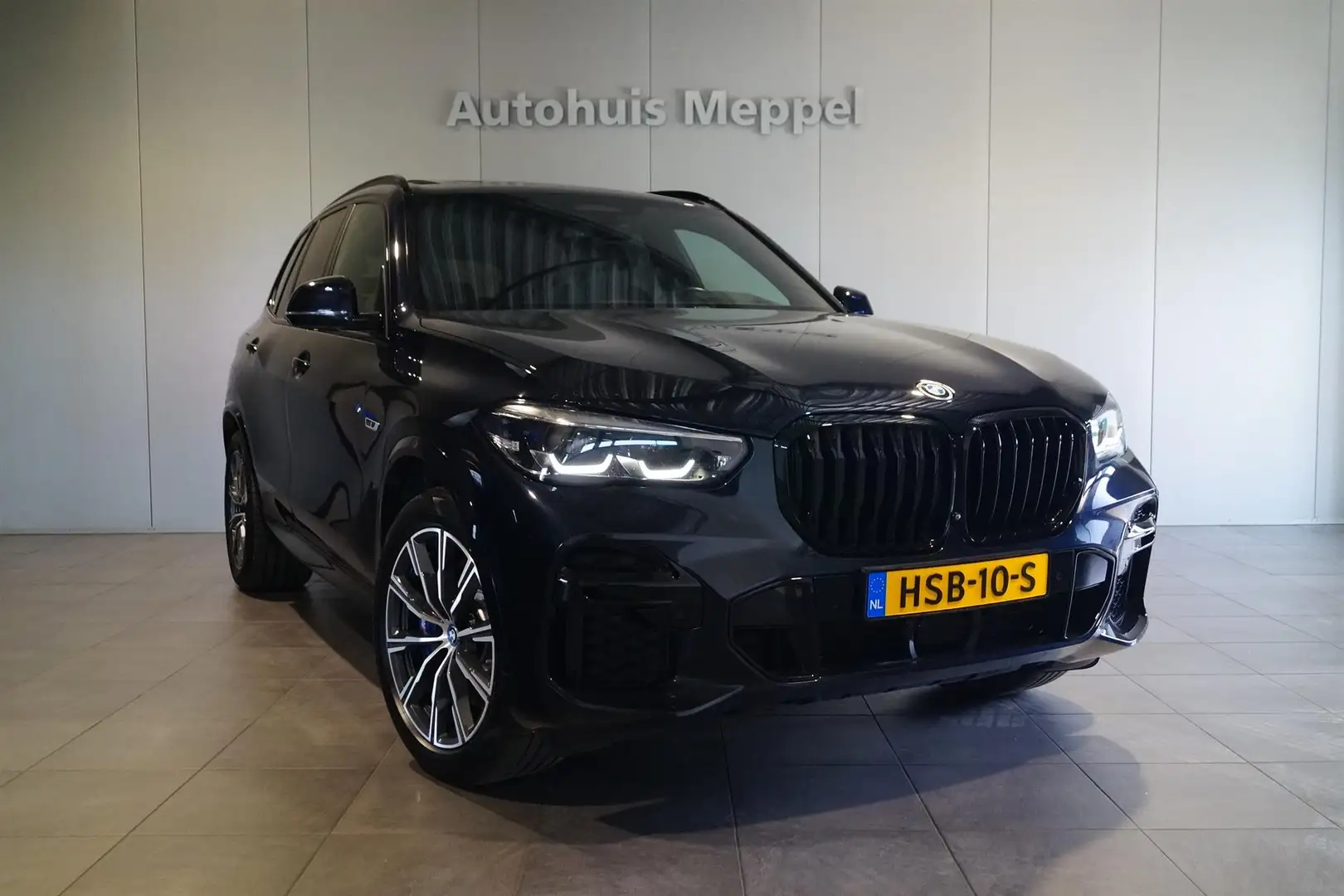 BMW X5 xDrive 45e M-Sport | LED | Panoramadak | Head-Up D Noir - 1