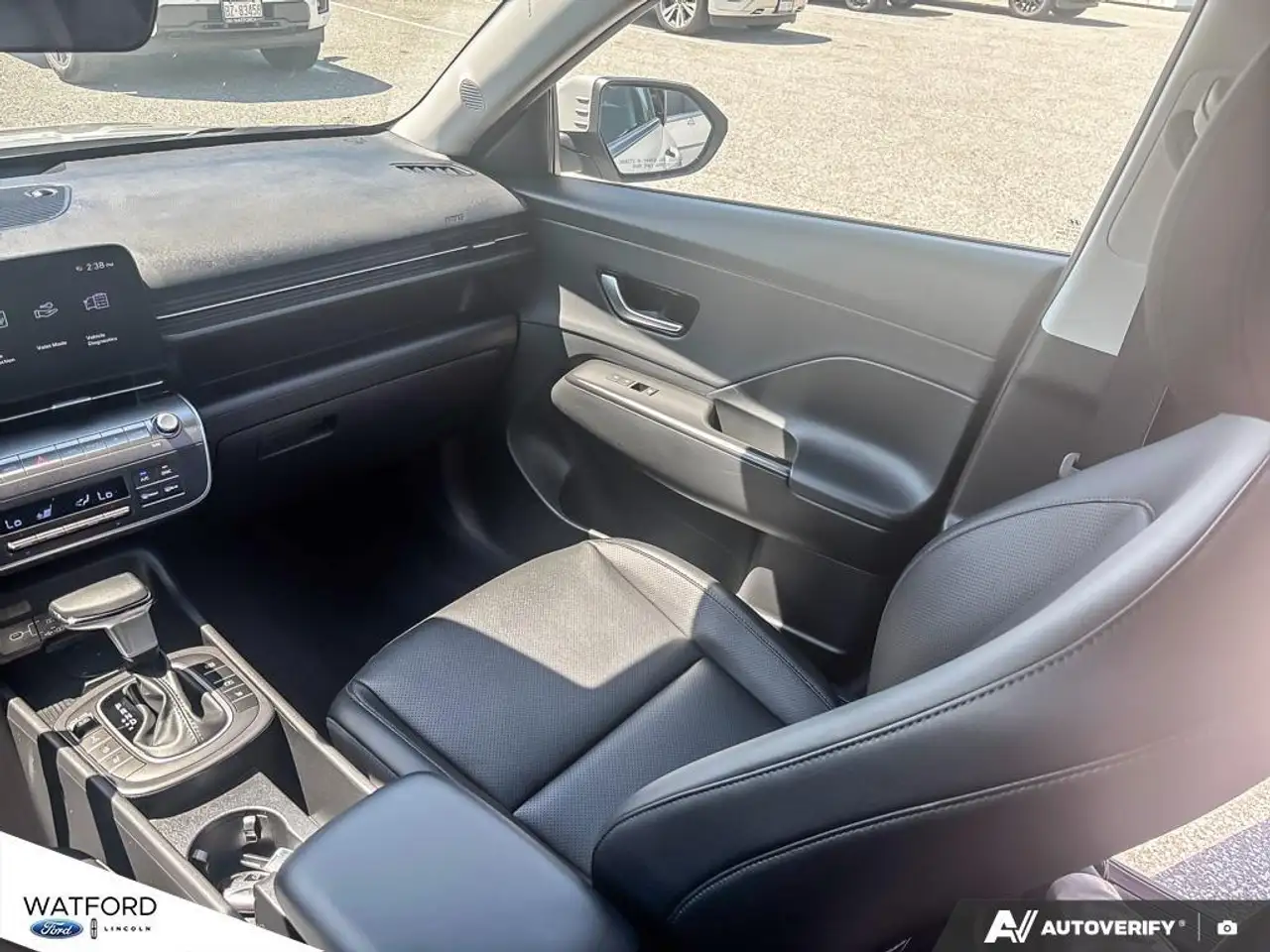 Hyundai KONA снимка Hyundai KONA