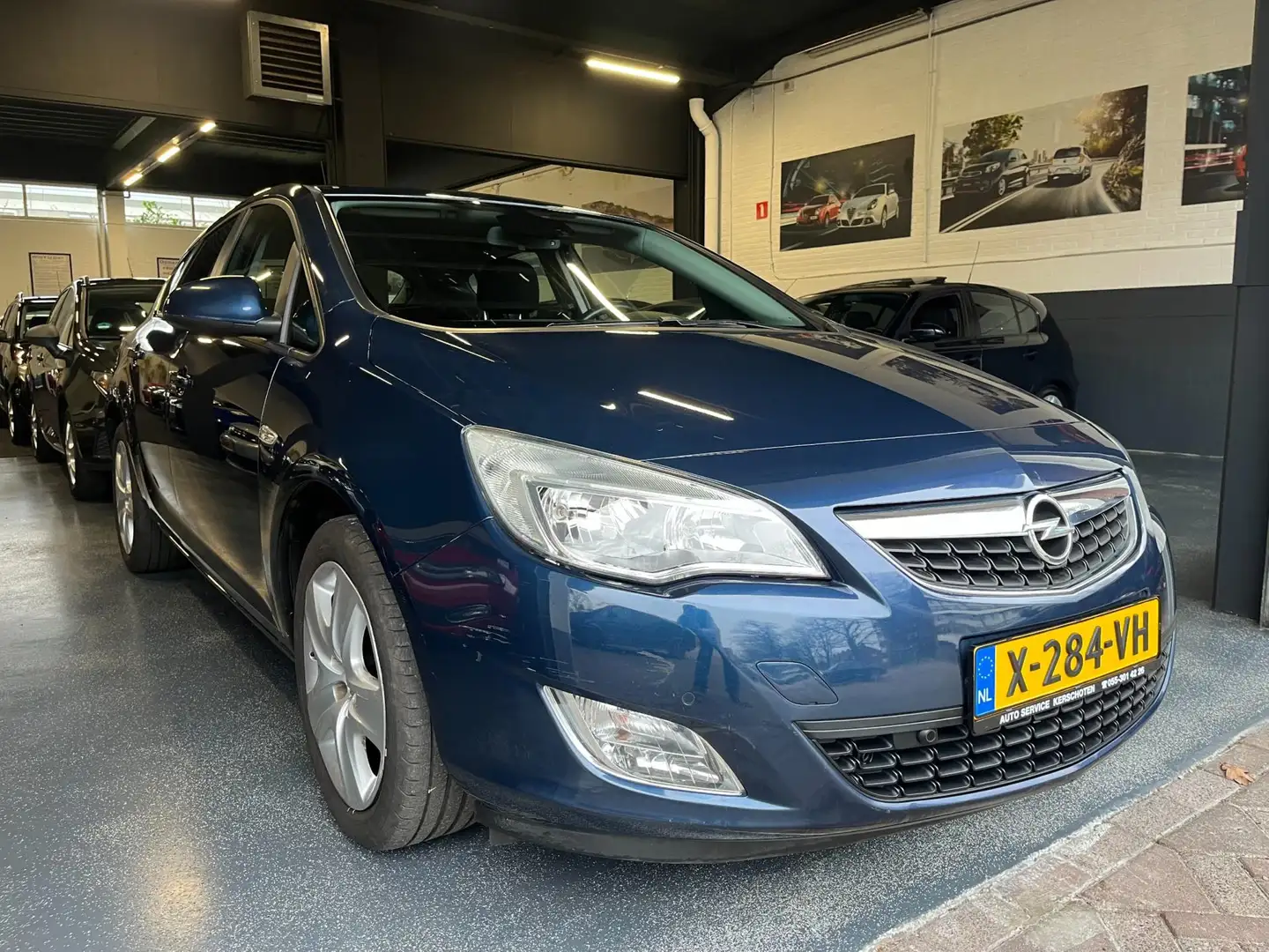 Opel Astra 1.4 Edition CLIMA, PDC, MTFSTUUR, STVERW! Blauw - 2