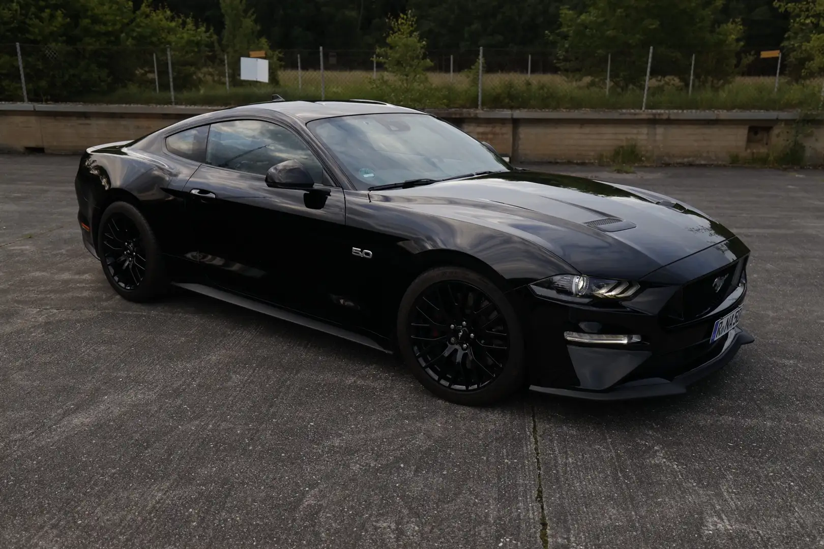 Ford Mustang Fastback 5.0 V8 Premium Aut. GT EU MagneRide, B&O - 1