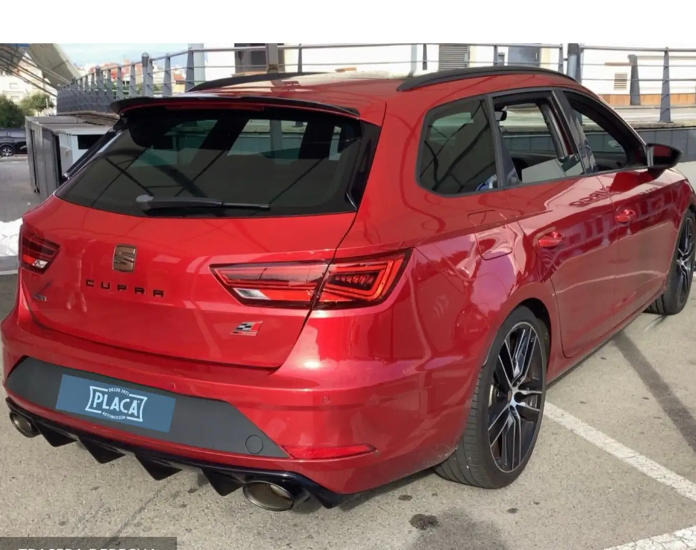SEAT Leon 2.0 TSI S&S Cupra DSG6 290 Burdeos - 1