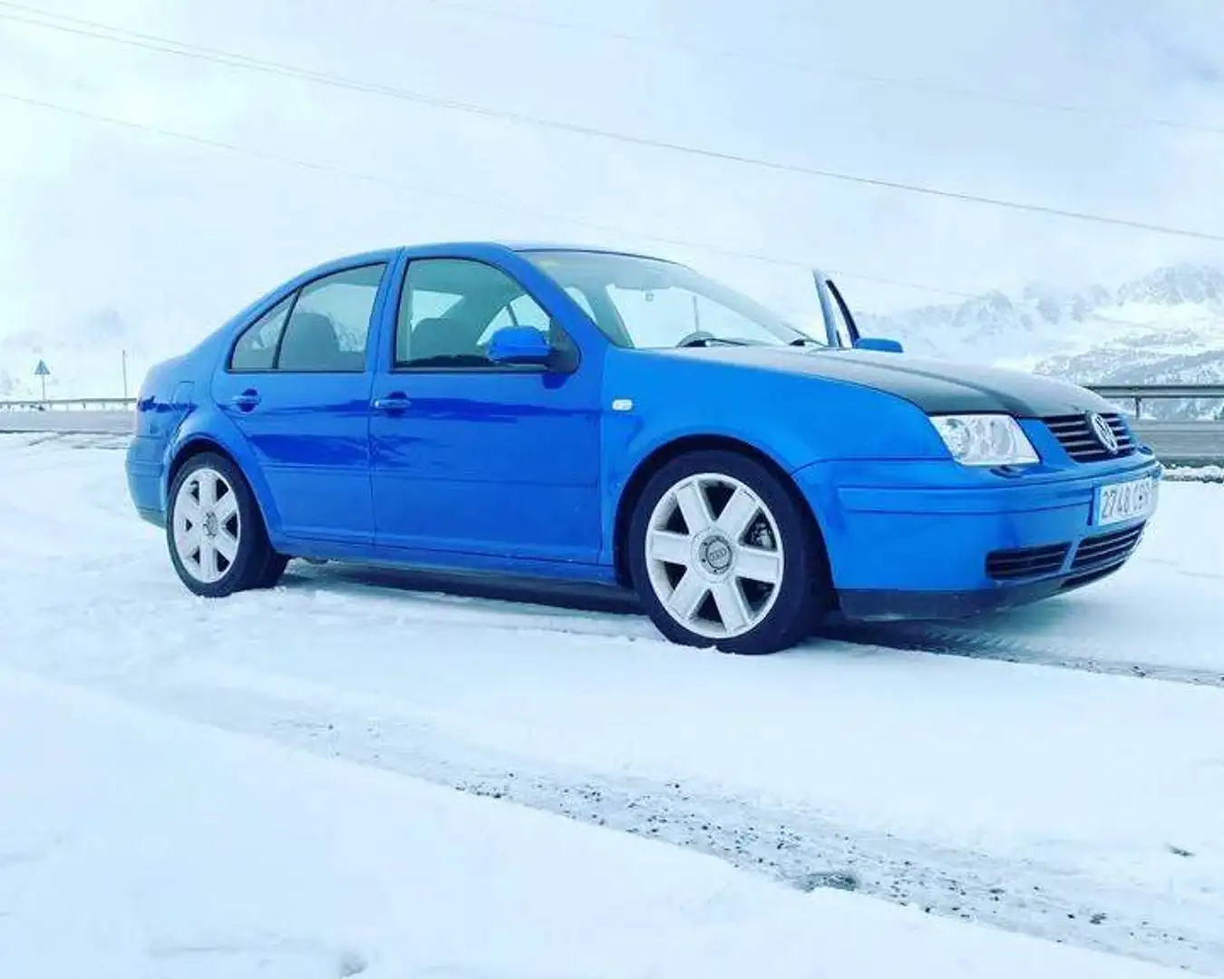Volkswagen Bora Bora 2.8 V6 4Motion Azul - 1