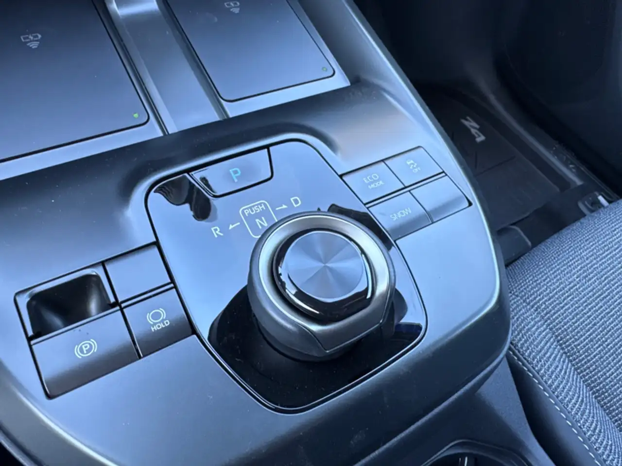 Toyota bZ снимка Toyota bZ