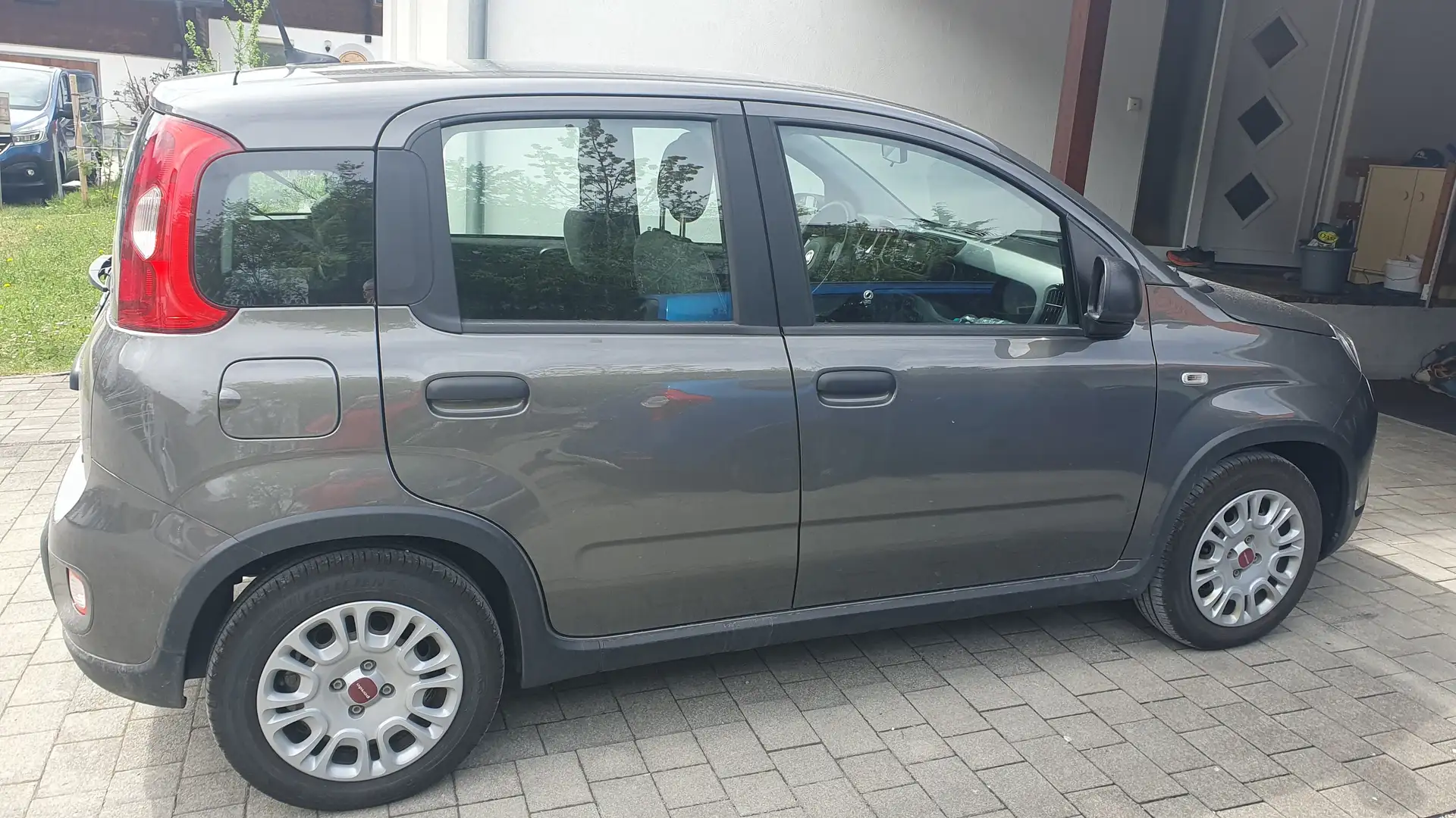 Fiat New Panda Hybrid Benzin Gri - 2