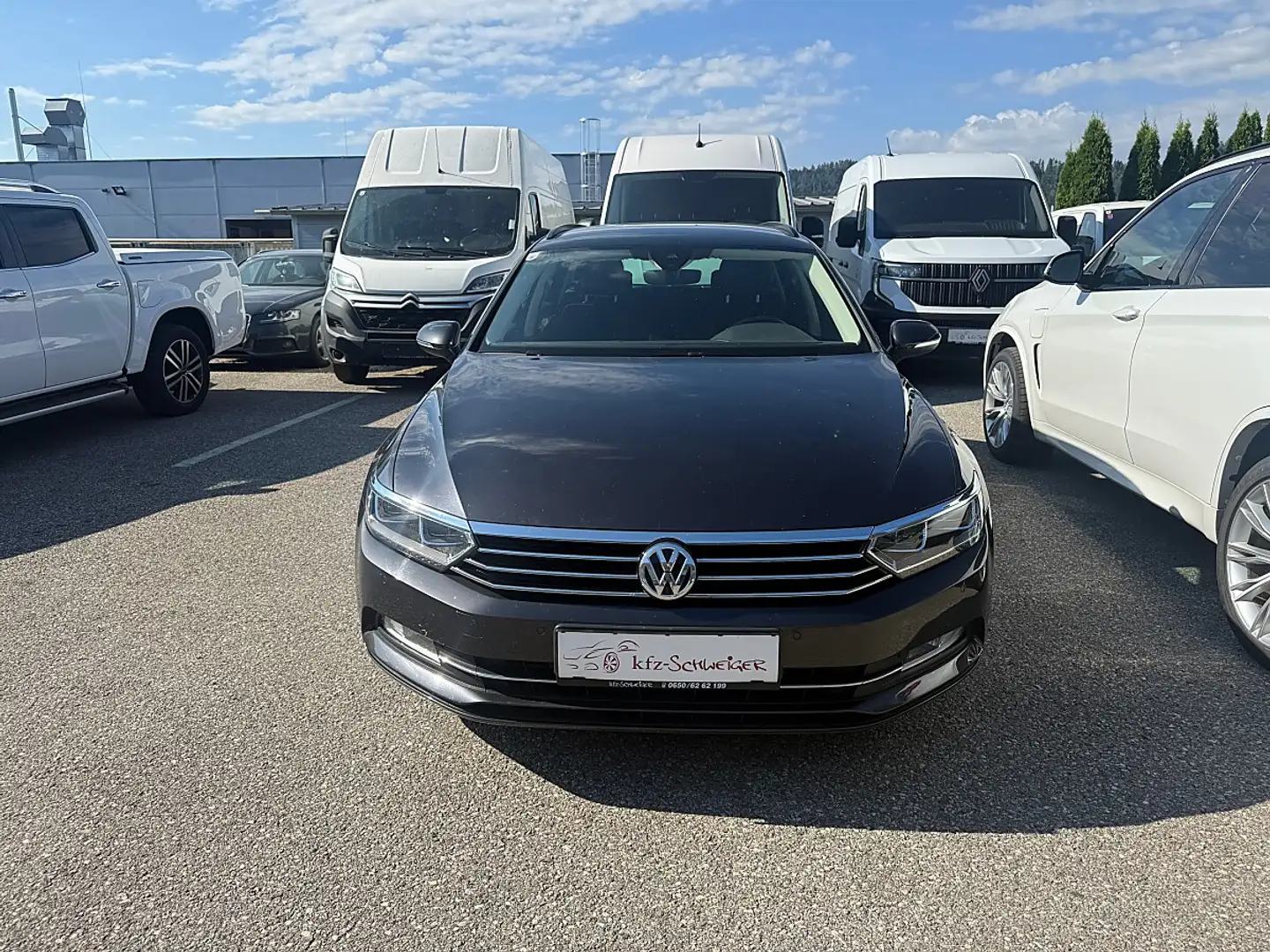 Volkswagen Passat Variant Comfortline 2,0 TDI SCR DSG Schwarz - 2