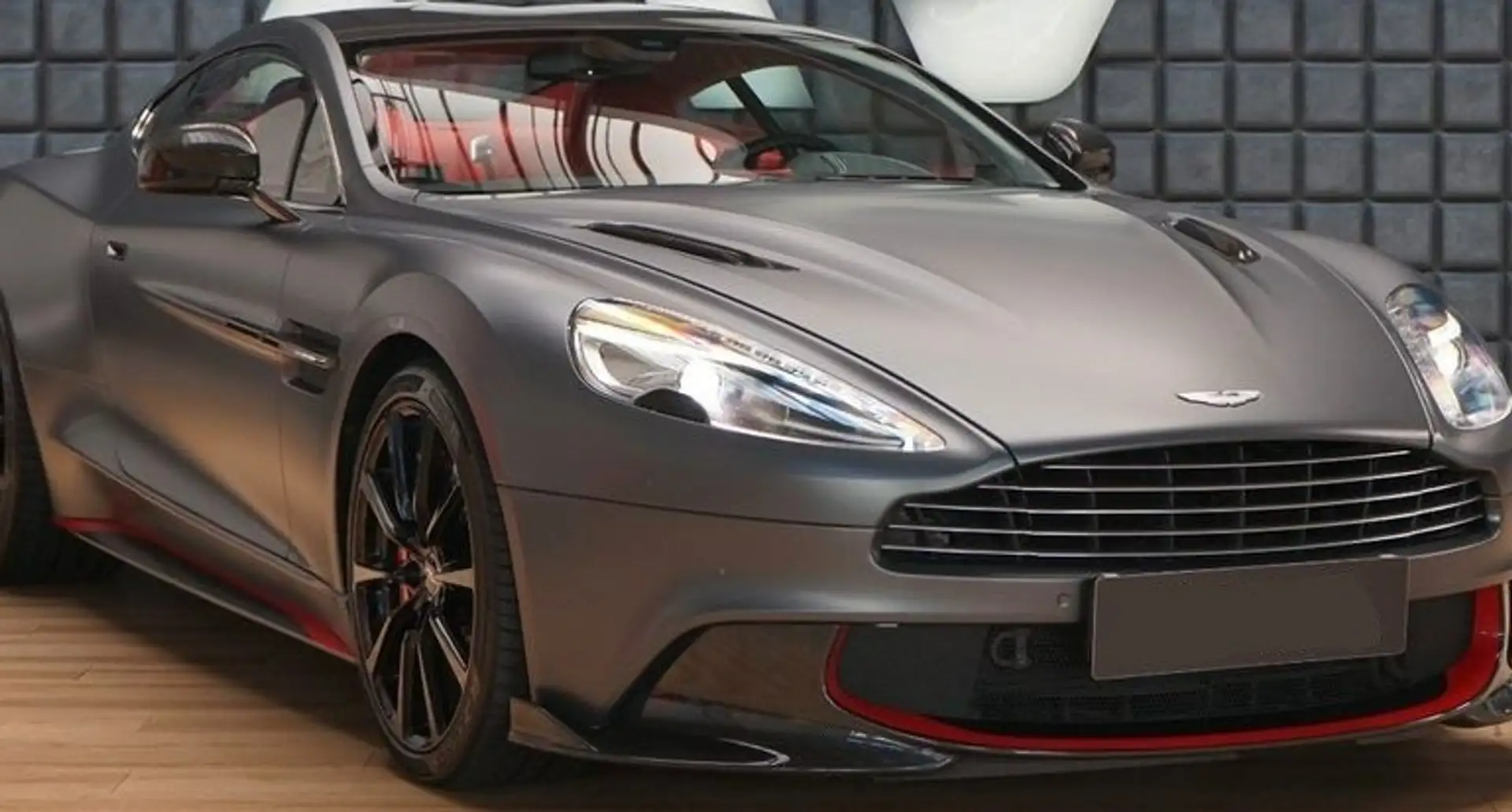 Aston Martin Vanquish Deportivo Automático de 3 Puertas Gris - 2