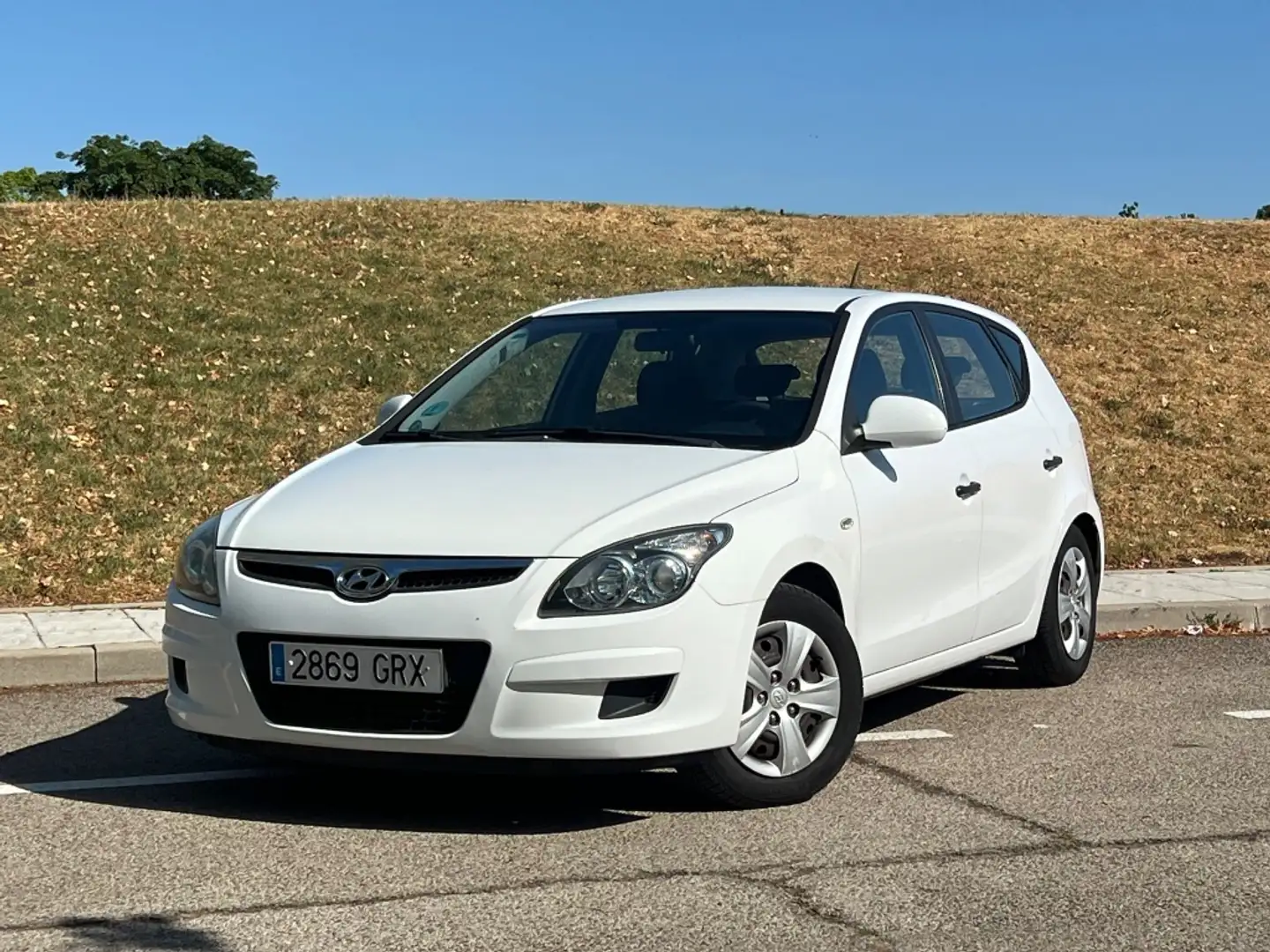 Hyundai i30 1.4 Classic GL (ESP sin AA) Blanc - 2