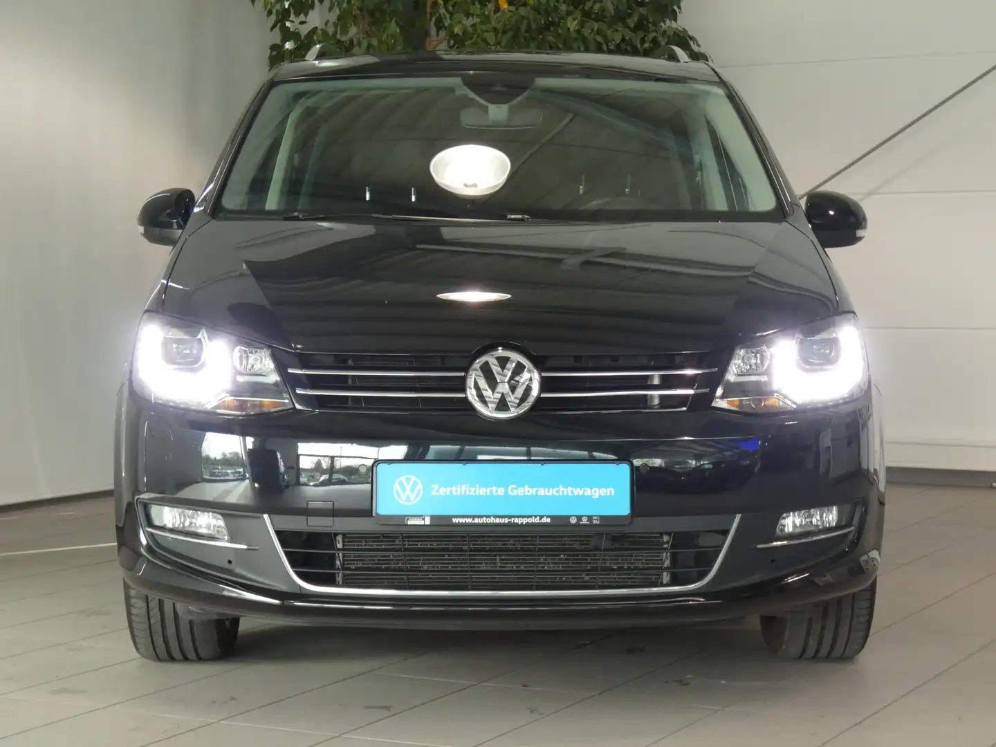 Volkswagen Sharan 2.0 TDI Highline 4Motion DSG XENON SPORTPAKET AHK Black - 2