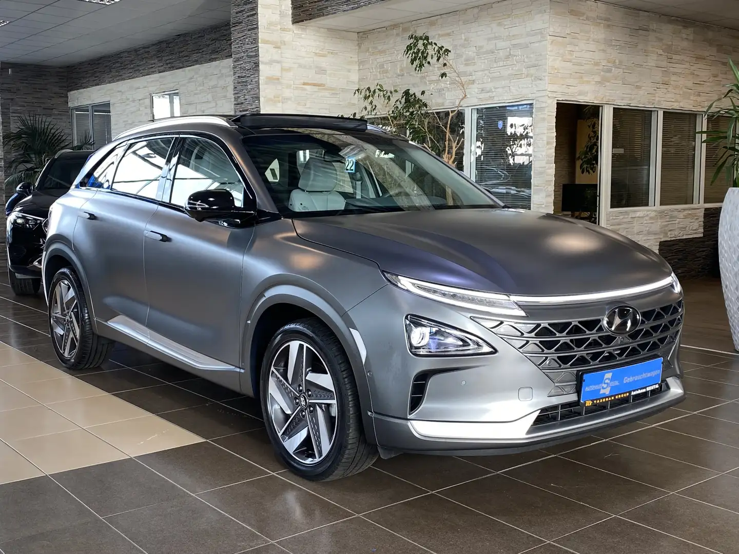 Hyundai NEXO ACC Navi R.Cam Leder DAB+ PDC SHZ DAB+ BLIS Grau - 1