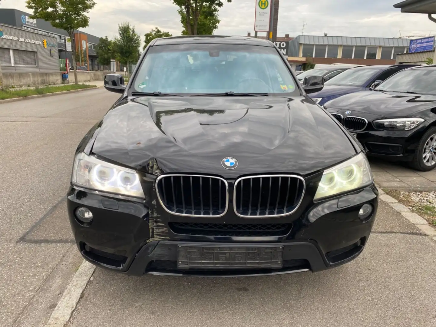 BMW X3 xDrive20d Noir - 1