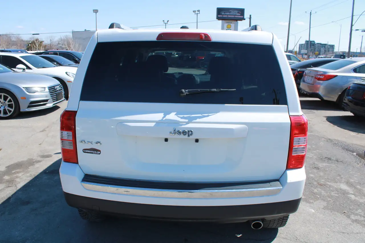 Jeep Patriot снимка Jeep Patriot