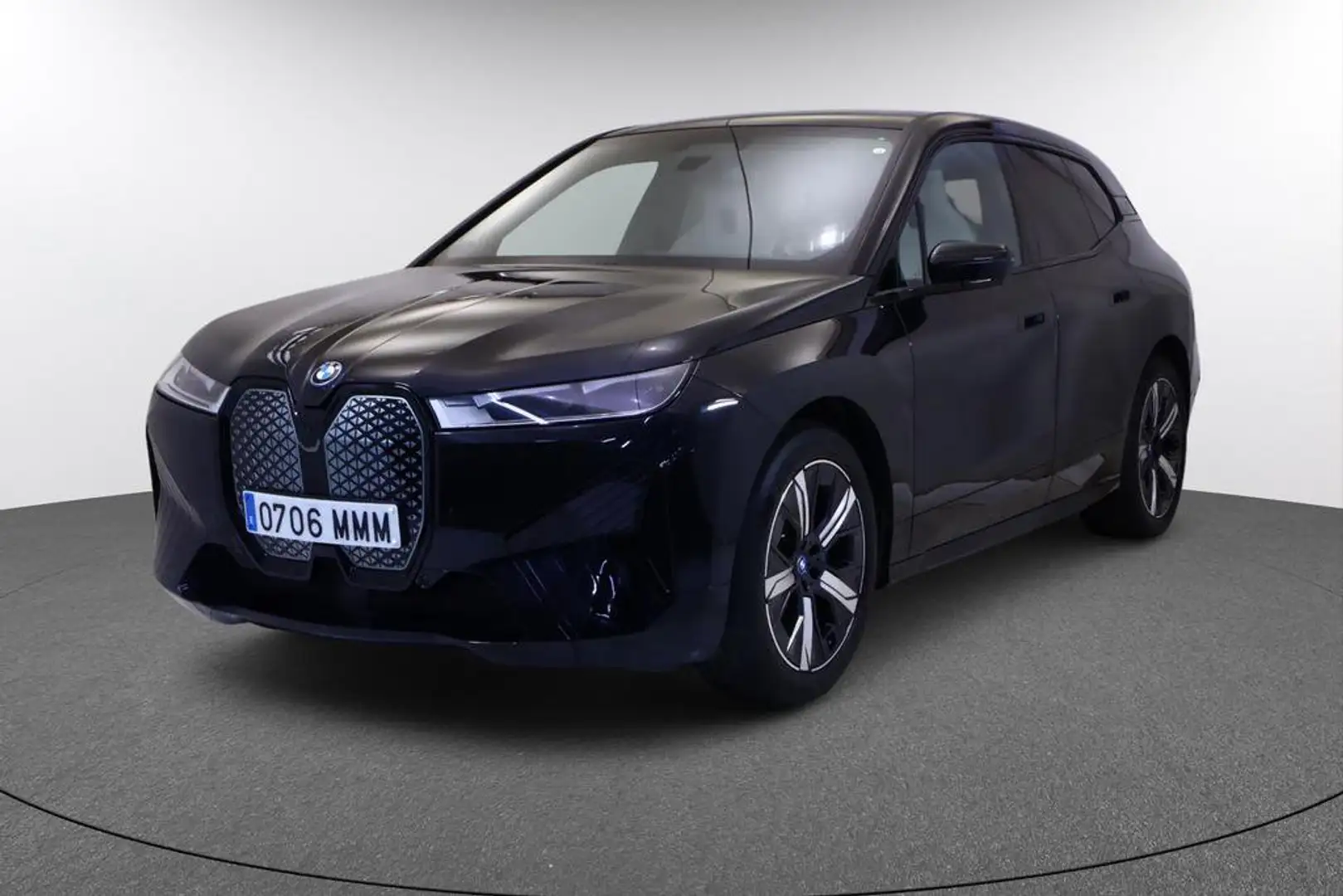 BMW iX xDrive 50 Negro - 1