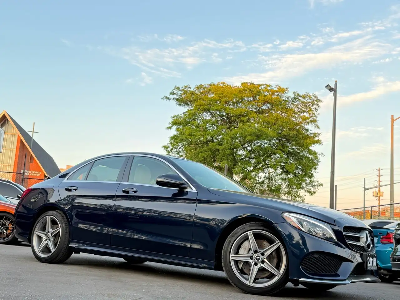 Mercedes-Benz C-Class снимка Mercedes-Benz C-Class