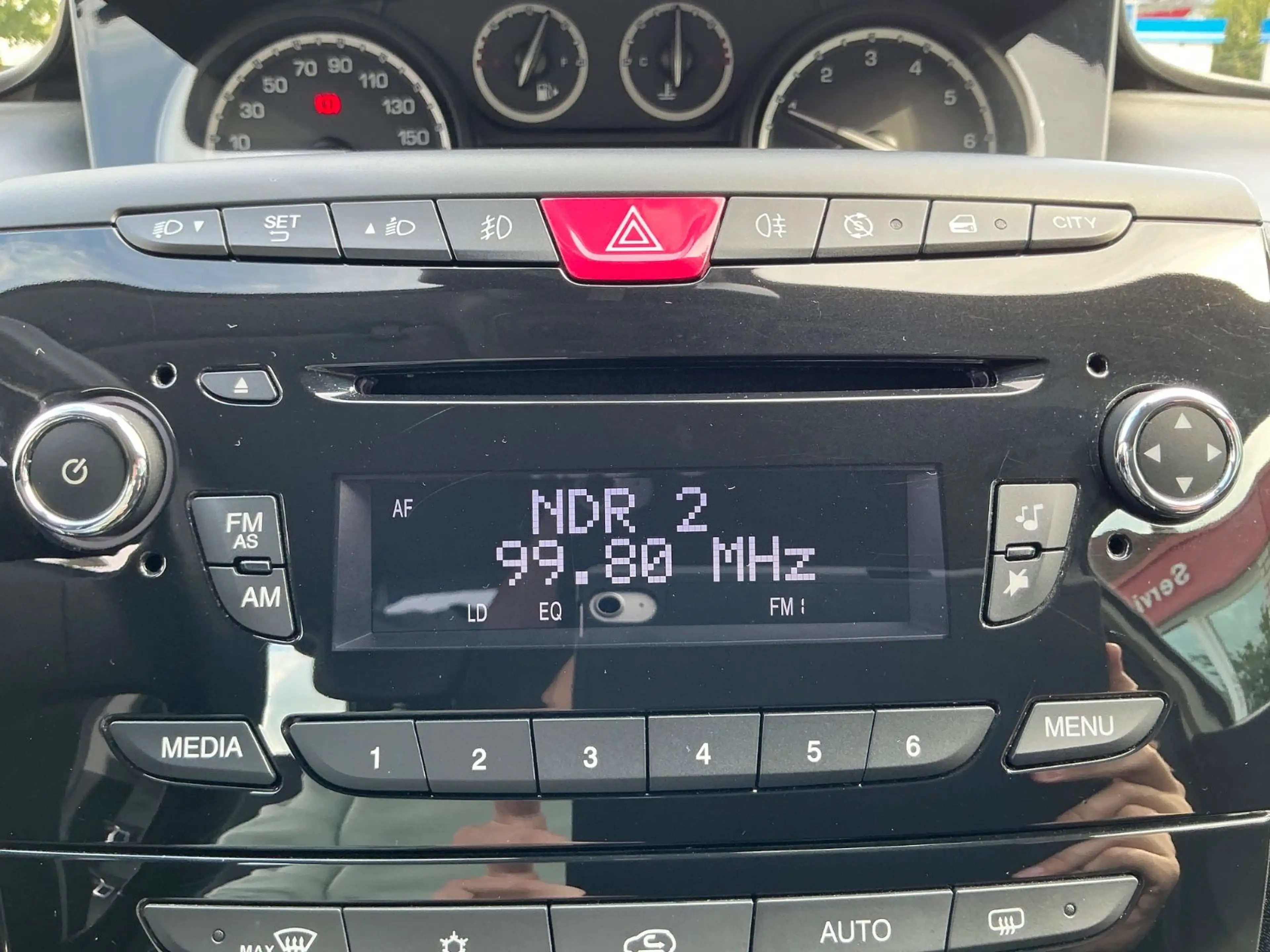 Lancia Ypsilon Platinum 0.9 Twinair PDC USB Allwetter — photo 17
