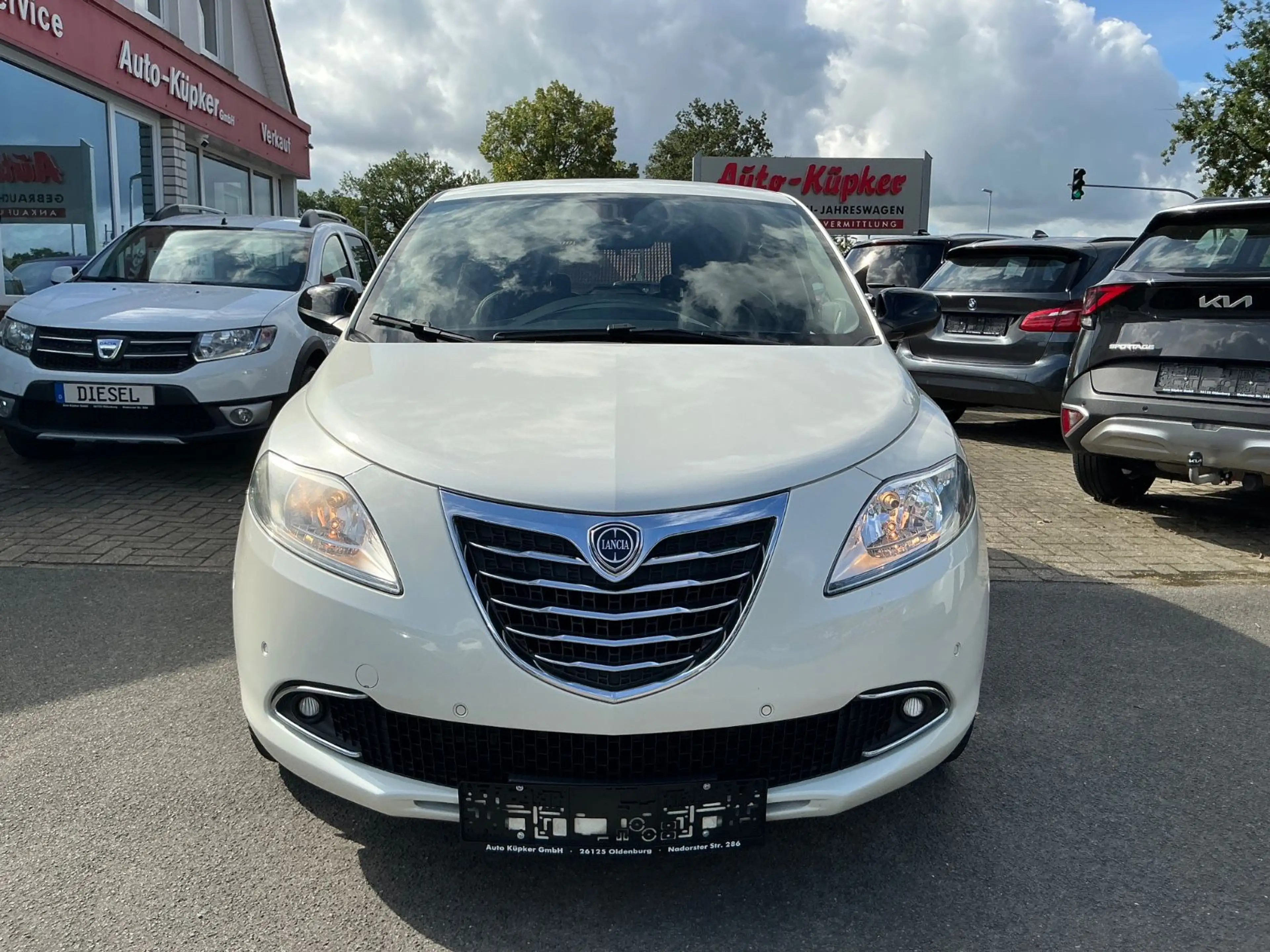 Lancia Ypsilon Platinum 0.9 Twinair PDC USB Allwetter — photo 8