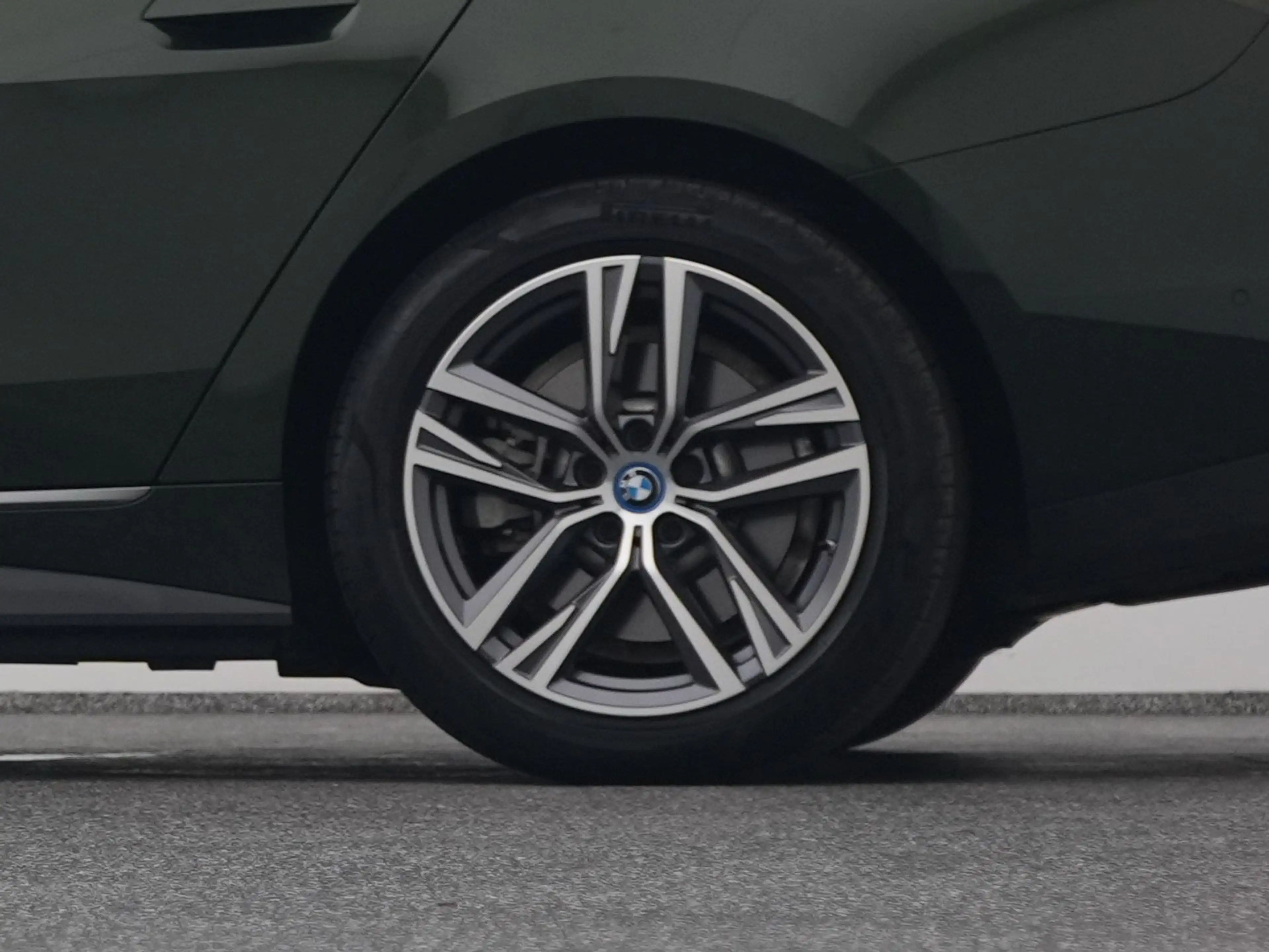 BMW i4 eDrive40 84 kWh | CAMERA | CARPLAY | STOELVERWARMI — photo 41