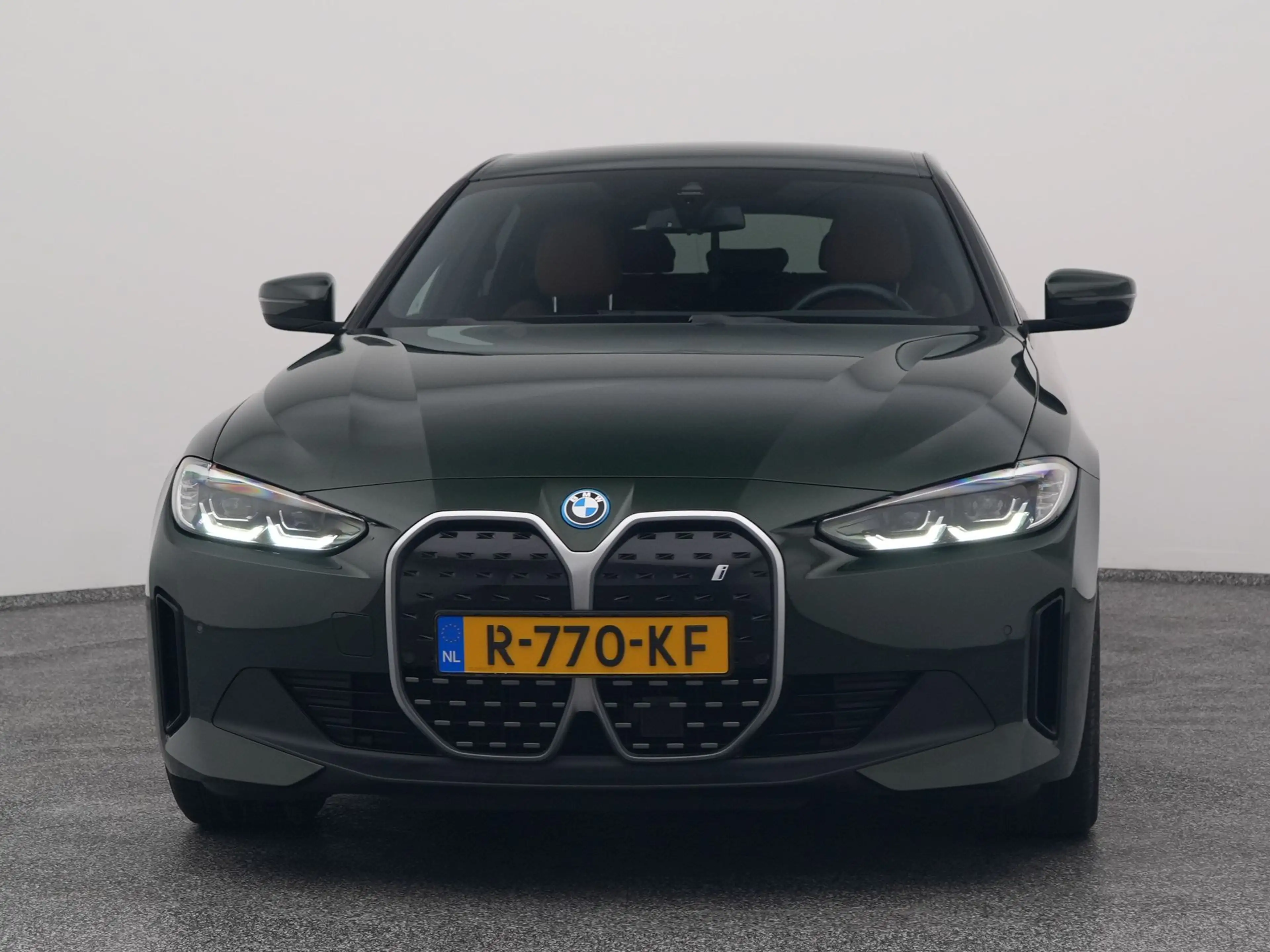 BMW i4 eDrive40 84 kWh | CAMERA | CARPLAY | STOELVERWARMI — photo 10