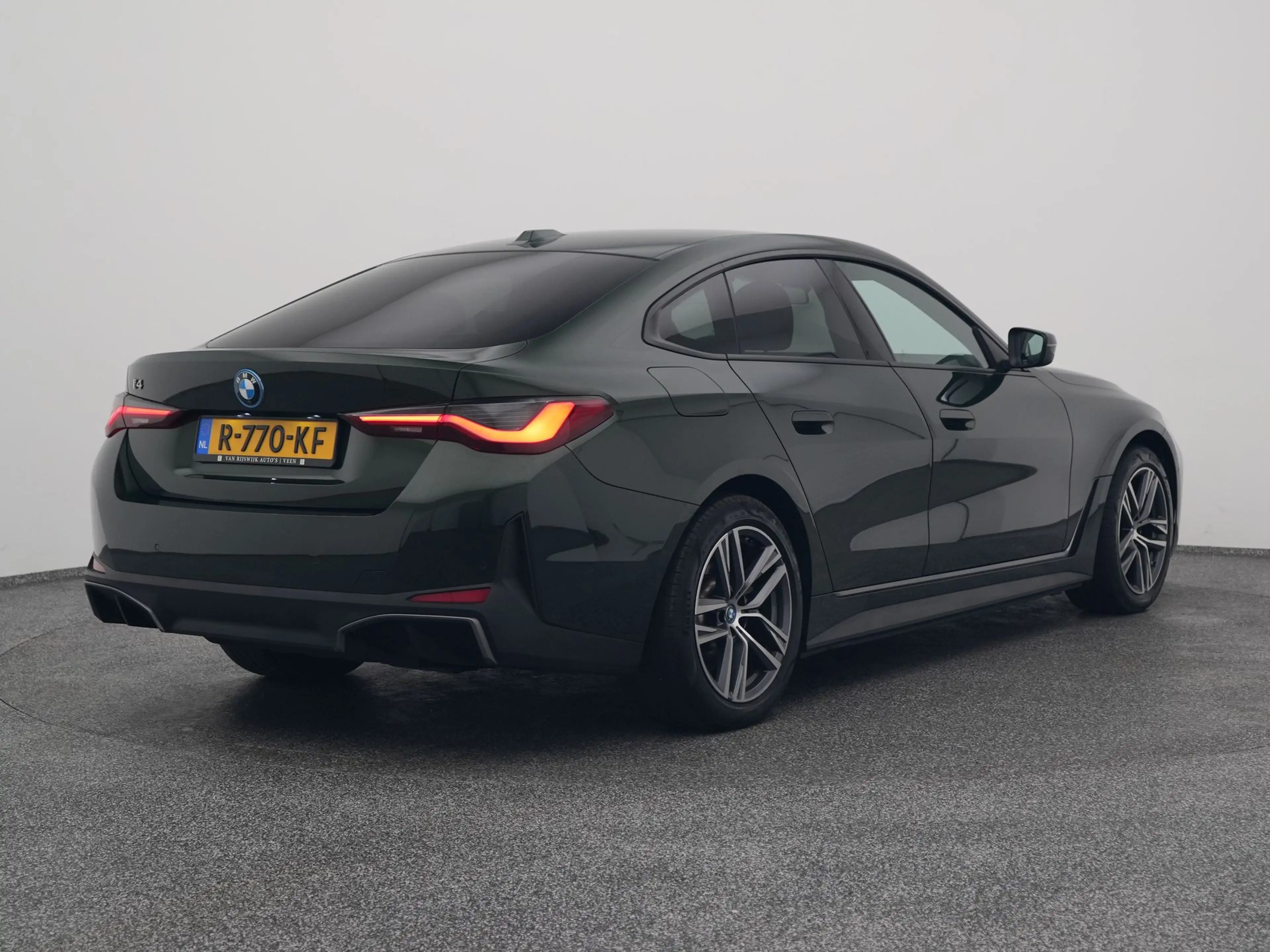 BMW i4 eDrive40 84 kWh | CAMERA | CARPLAY | STOELVERWARMI — photo 7