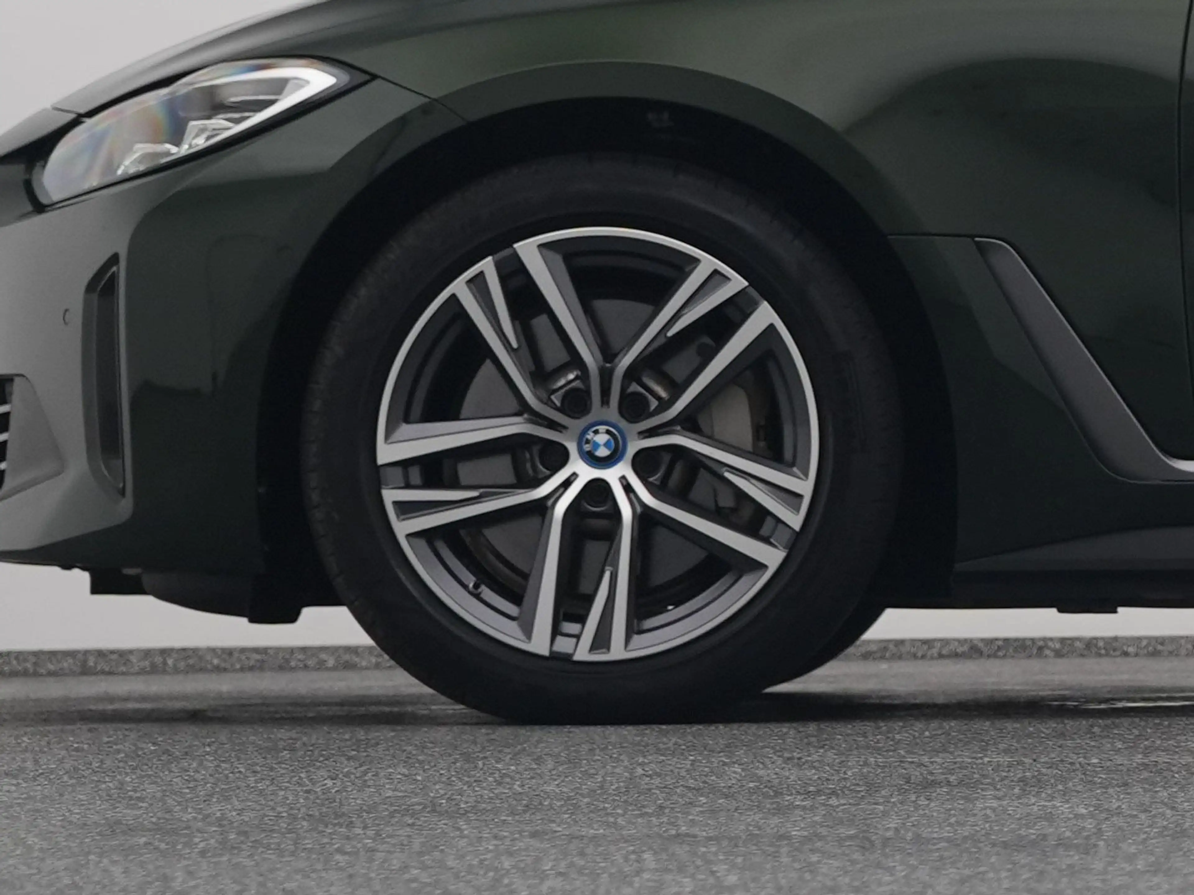 BMW i4 eDrive40 84 kWh | CAMERA | CARPLAY | STOELVERWARMI — photo 40