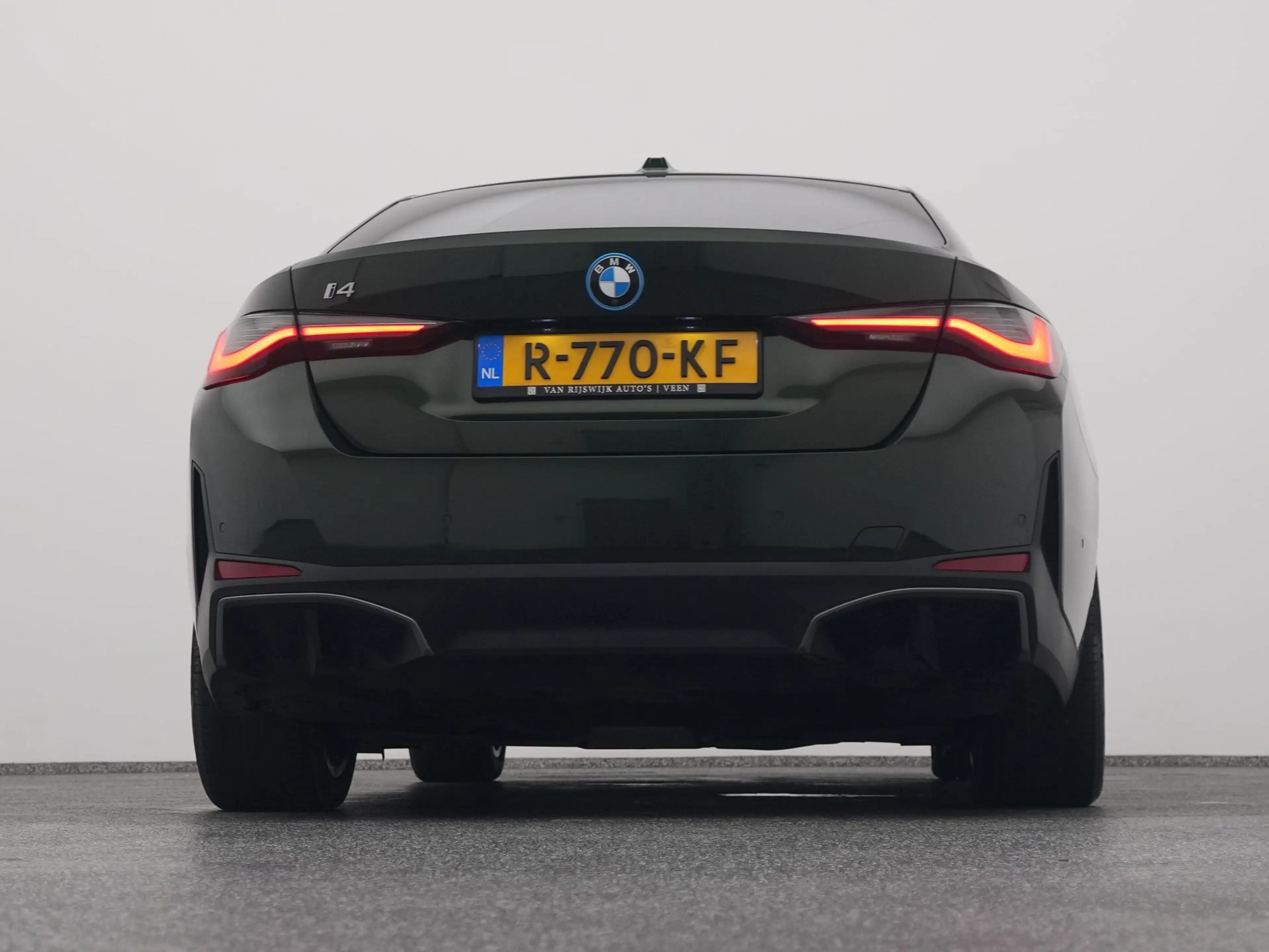 BMW i4 eDrive40 84 kWh | CAMERA | CARPLAY | STOELVERWARMI — photo 37