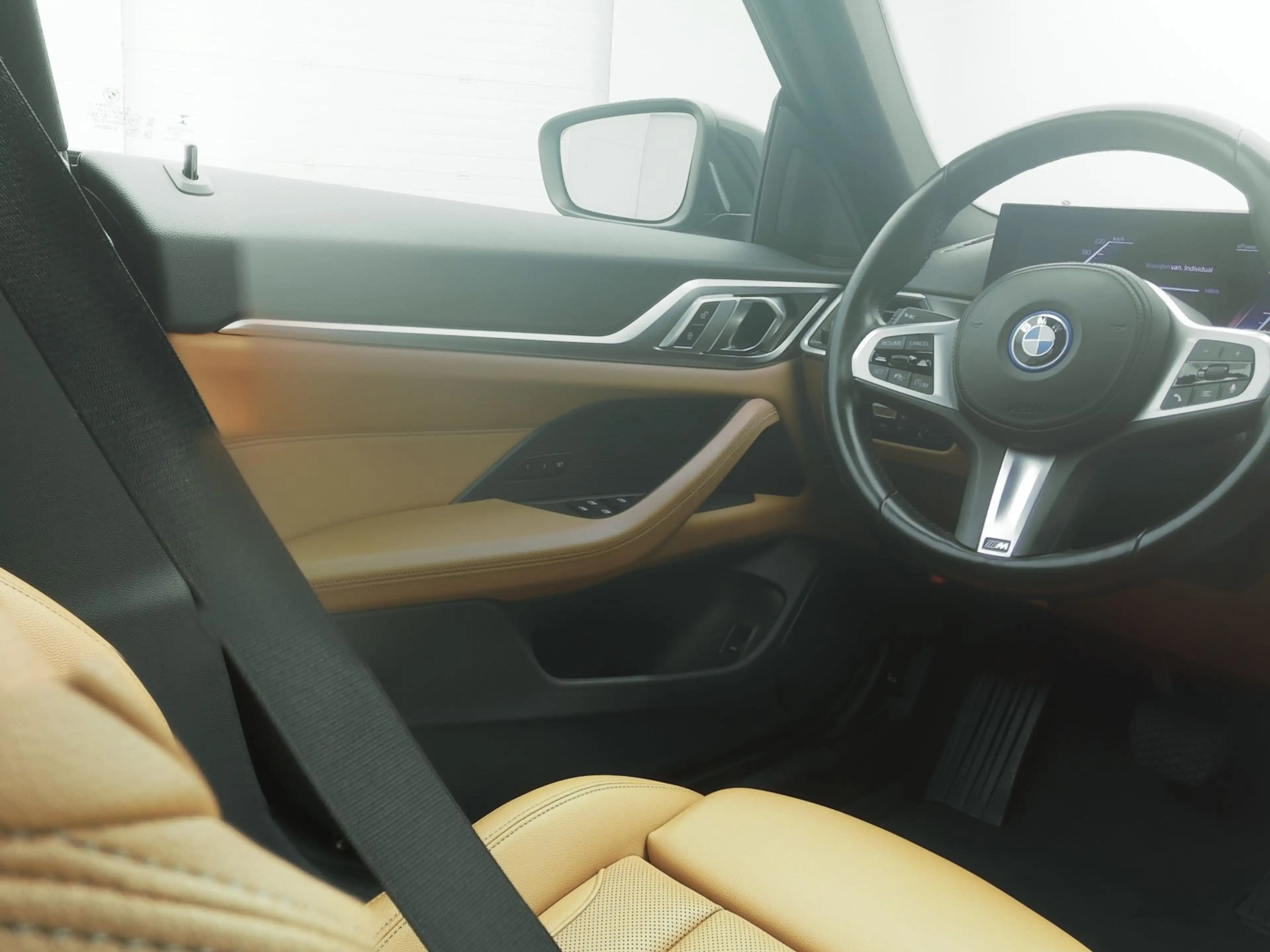 BMW i4 eDrive40 84 kWh | CAMERA | CARPLAY | STOELVERWARMI — photo 12