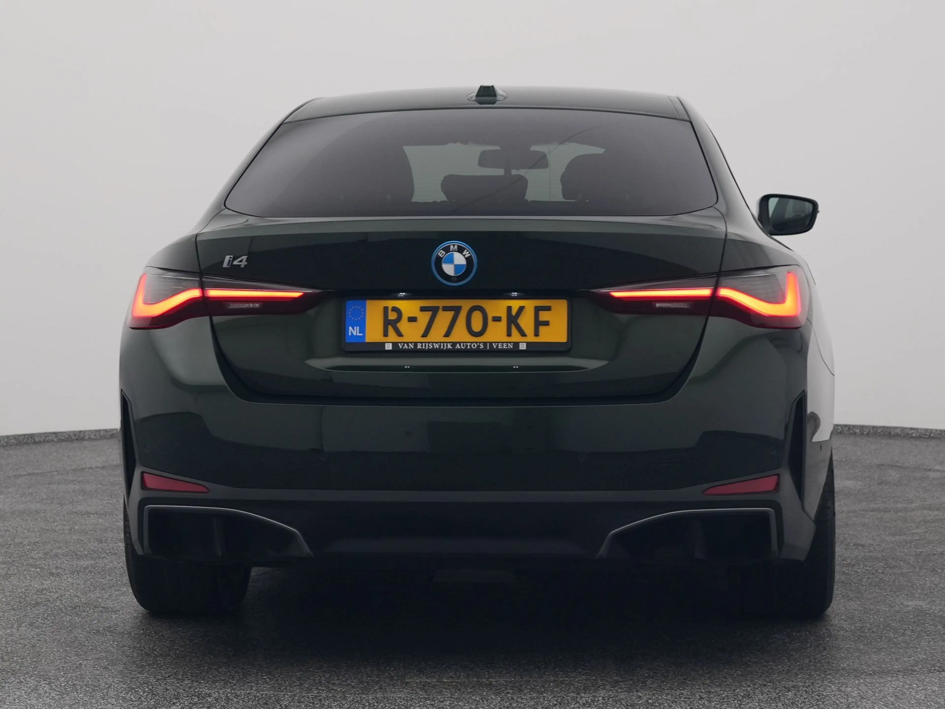 BMW i4 eDrive40 84 kWh | CAMERA | CARPLAY | STOELVERWARMI — photo 11