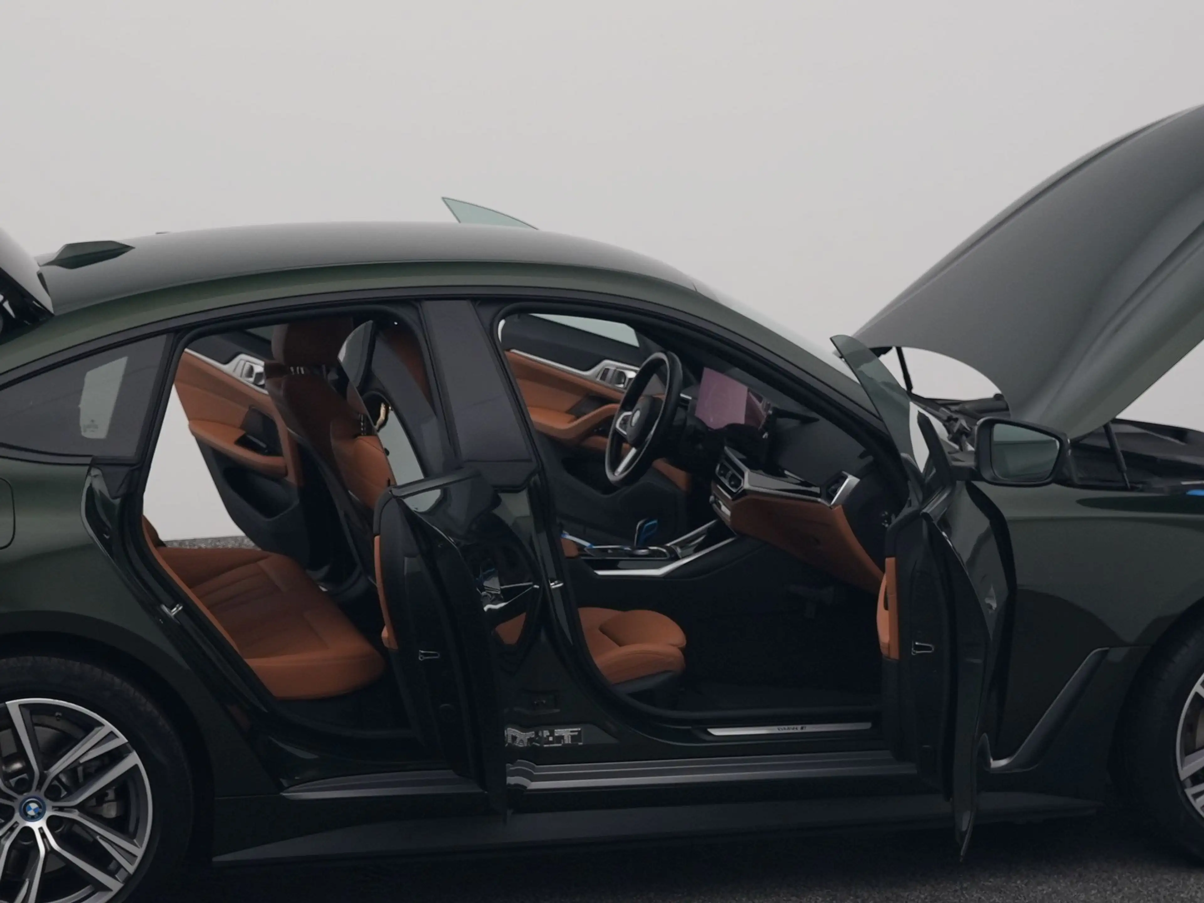 BMW i4 eDrive40 84 kWh | CAMERA | CARPLAY | STOELVERWARMI — photo 35