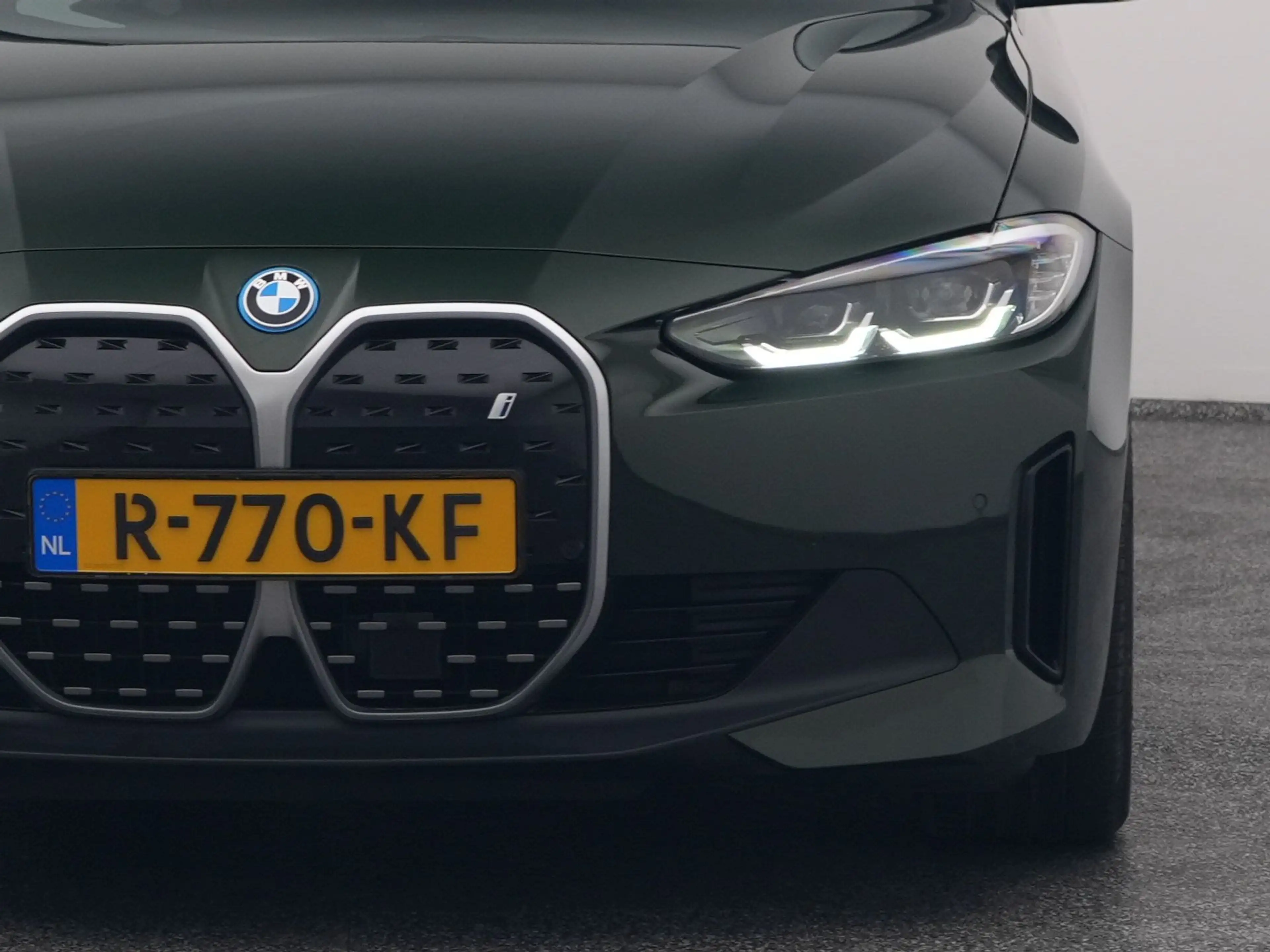BMW i4 eDrive40 84 kWh | CAMERA | CARPLAY | STOELVERWARMI — photo 20