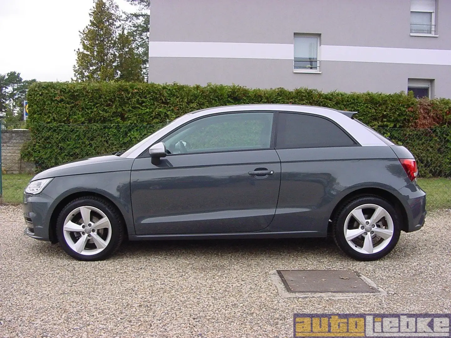 Audi A1 TFSI DESIGN AUT,XEN,KLIMAAUT,SHZ,PDC,BT,DAB,SH! Grau - 2