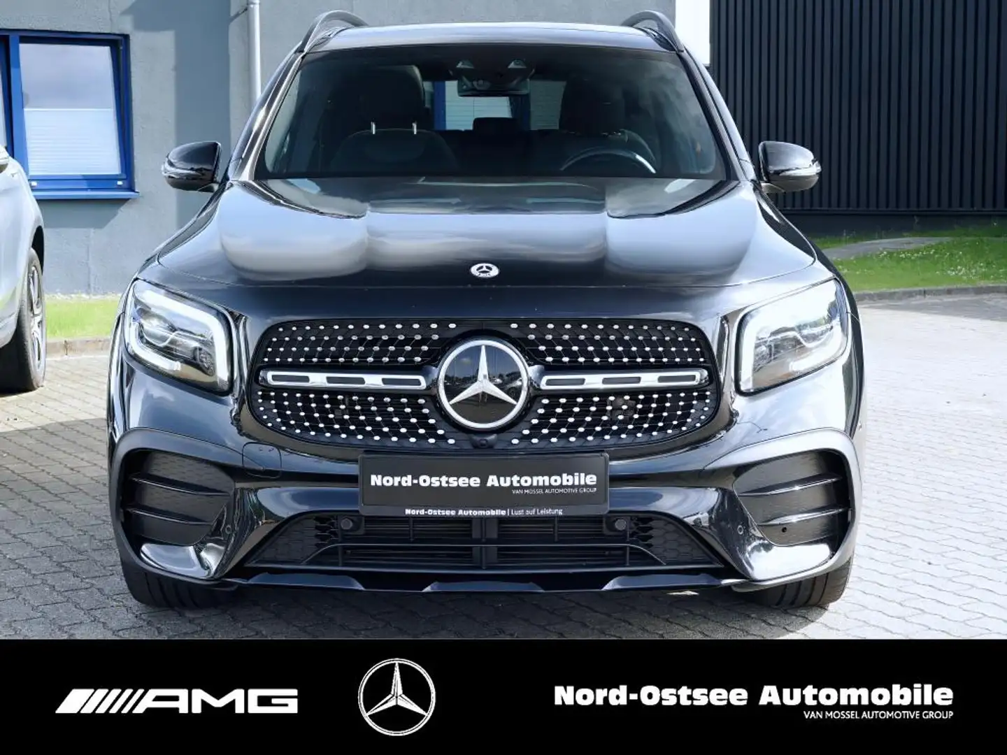 Mercedes-Benz GLB 220 d 4M AMG NIGHT MULTI PANO PARKPAKET DAB Noir - 2
