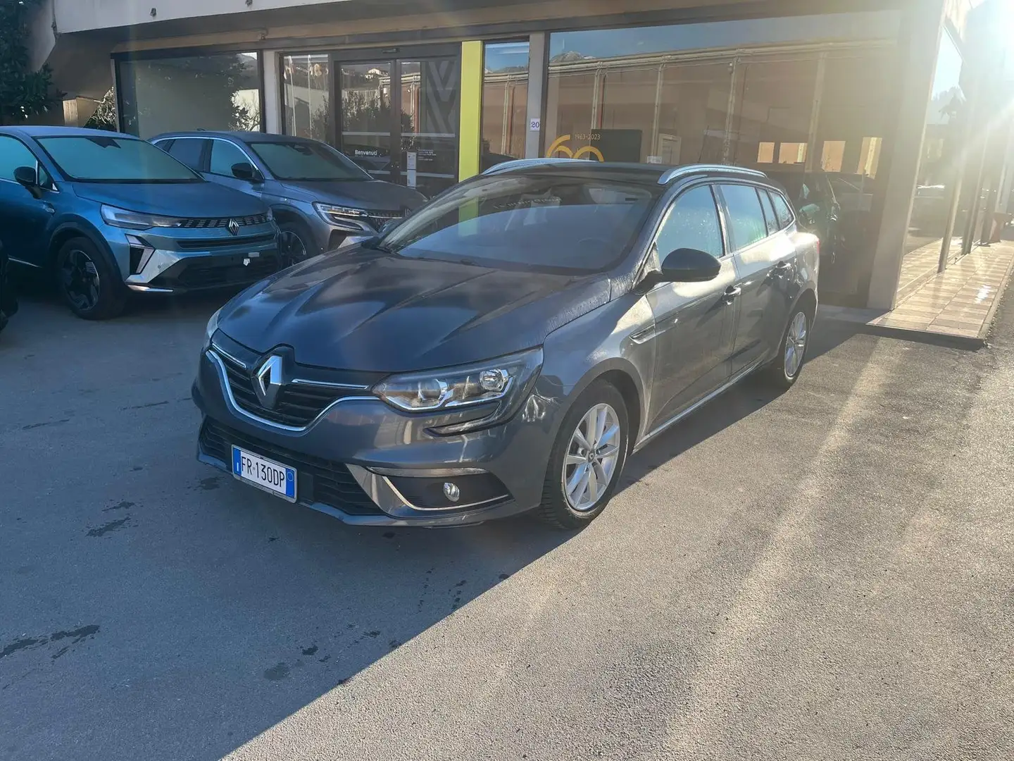 Renault Megane Megane Sporter 1.5 dci energy Business 110cv Gri - 1