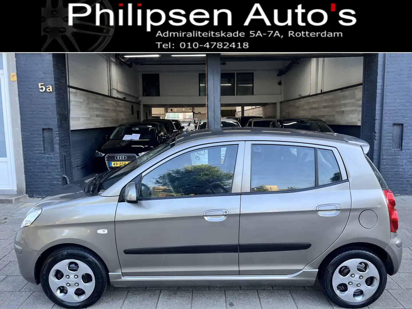 Kia Picanto 1.0 Seven Grijs - 1