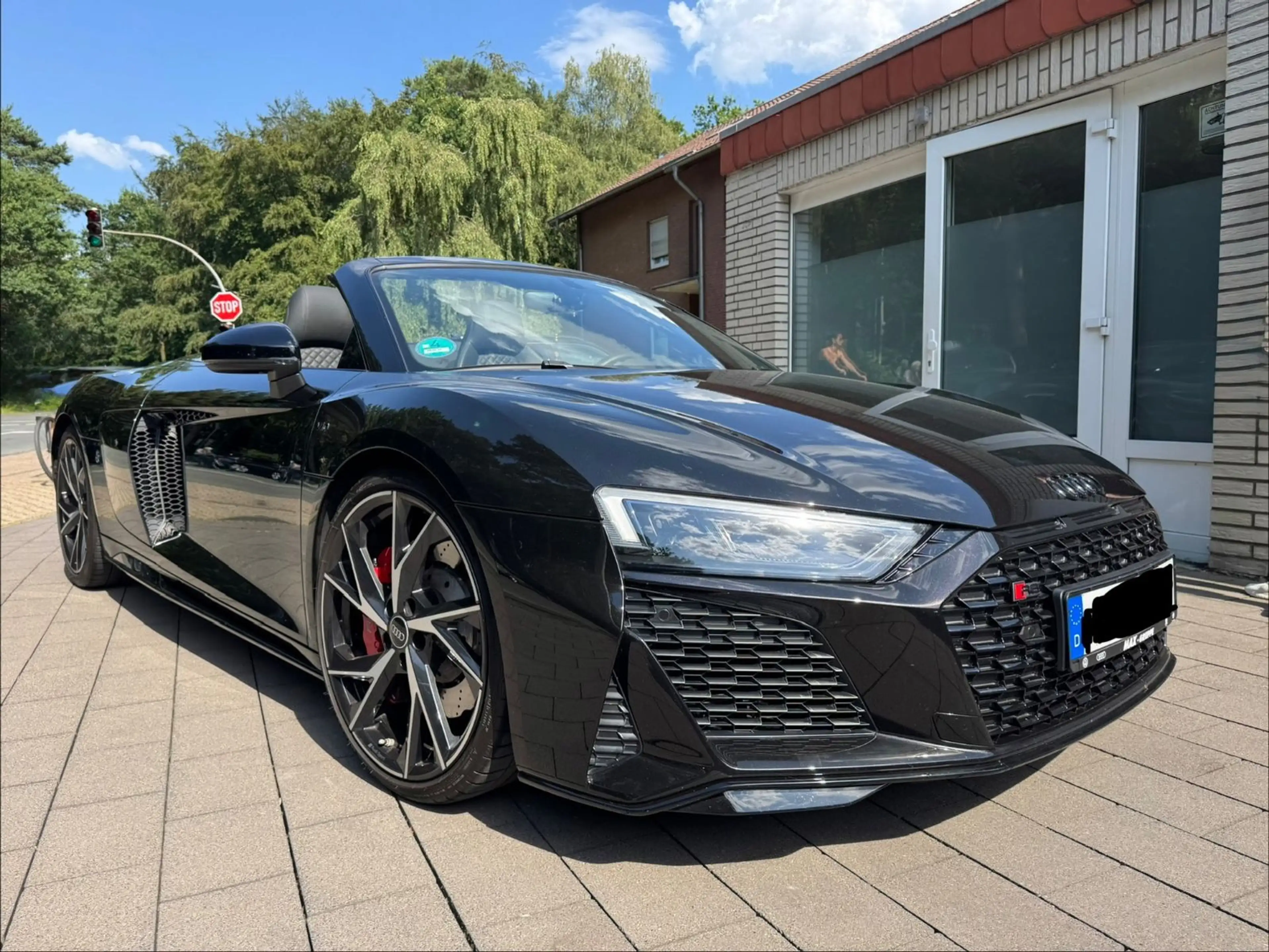 Audi R8 Spyder 5.2 FSI RWD performance — photo 2