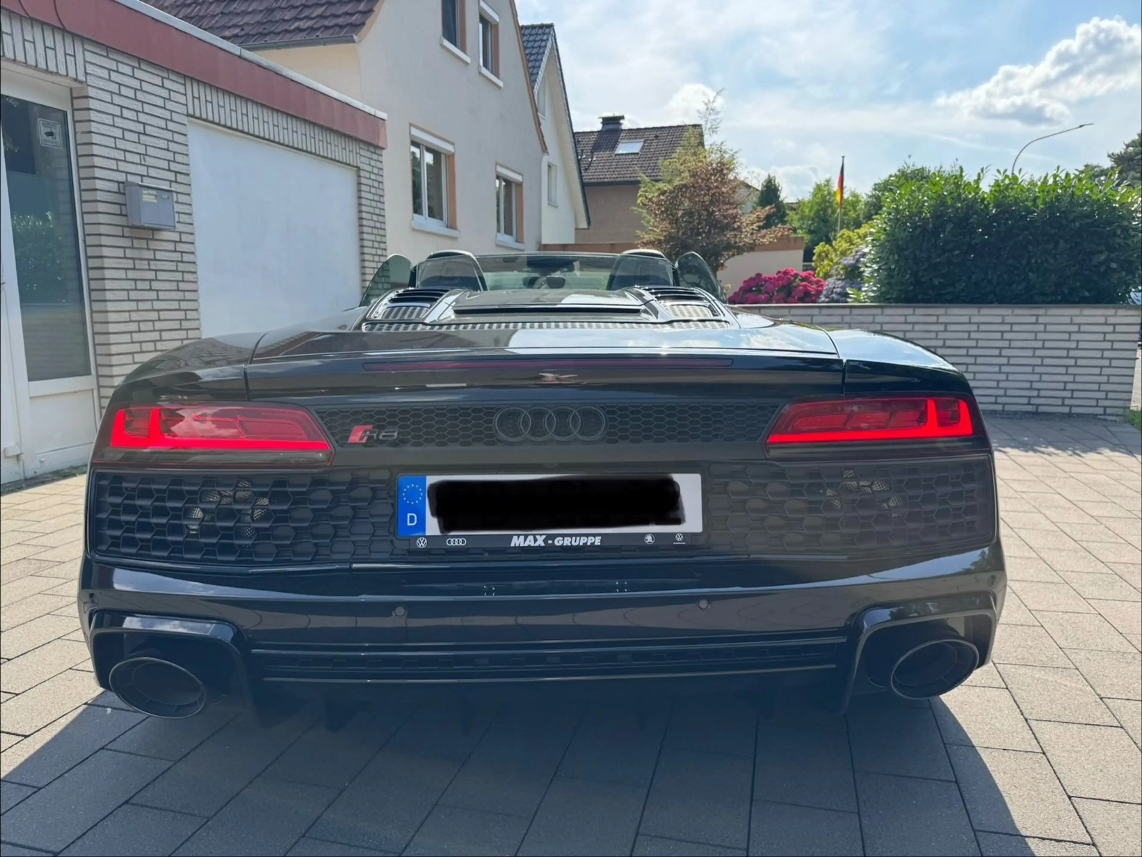 Audi R8 Spyder 5.2 FSI RWD performance — photo 11
