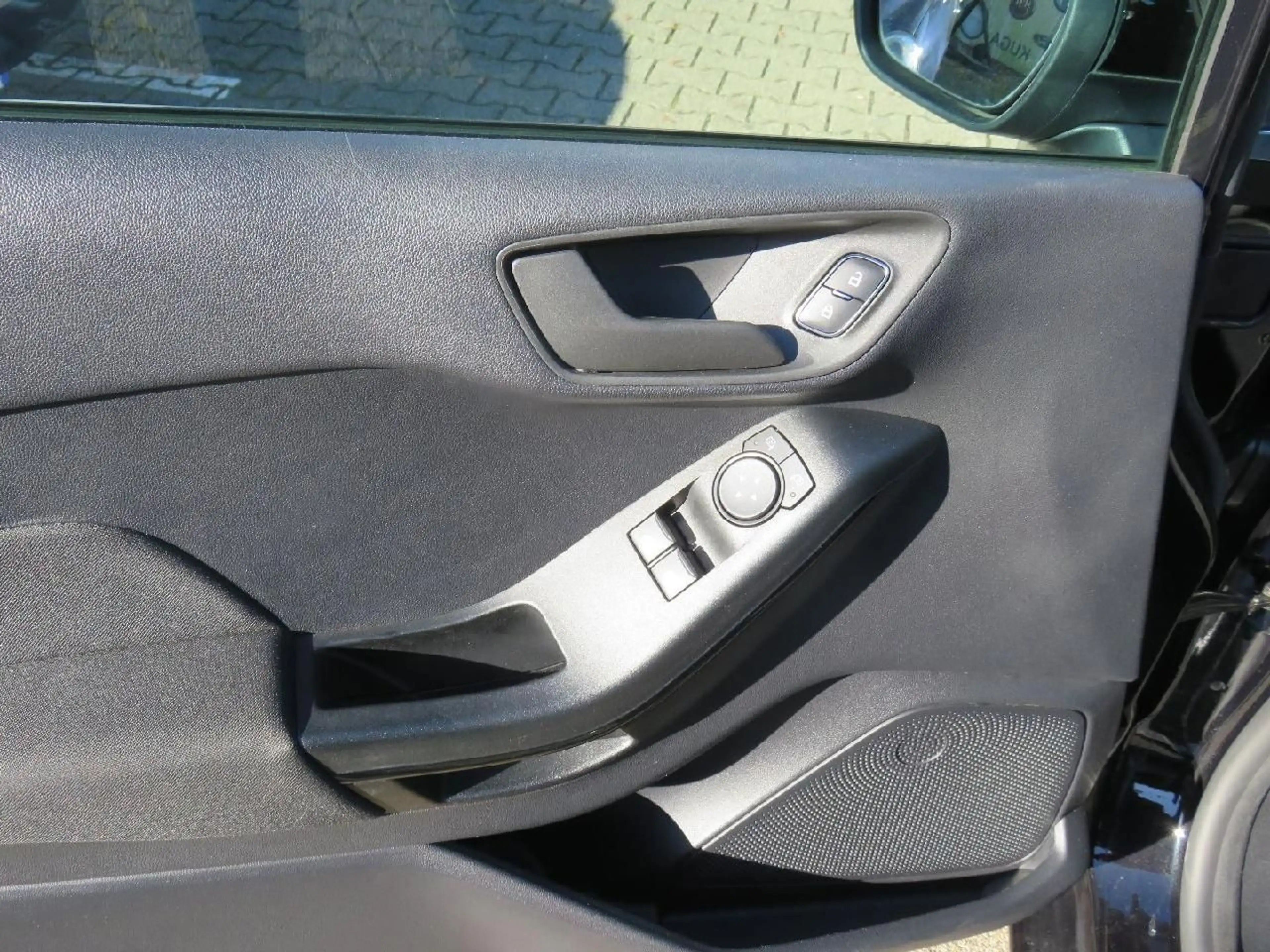 Ford Fiesta C&C,Wi-PKT,LED-Scheinwerfer,Klima, — photo 10