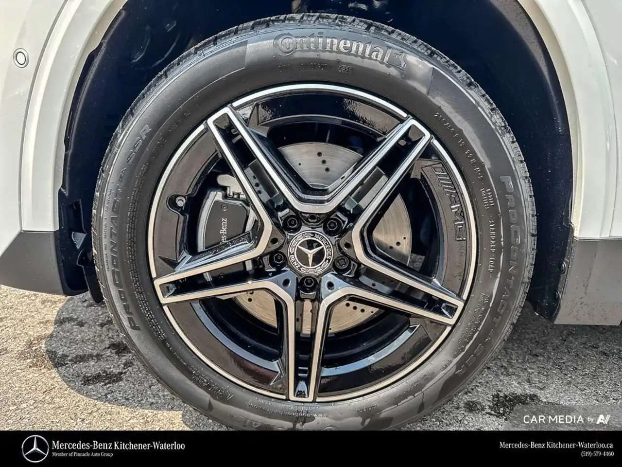 Mercedes-Benz GLA снимка Mercedes-Benz GLA