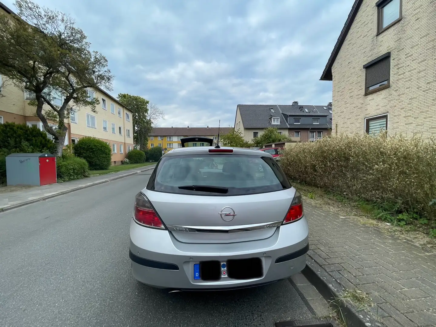 Opel Astra 2.0 Turbo Sport Silber - 2