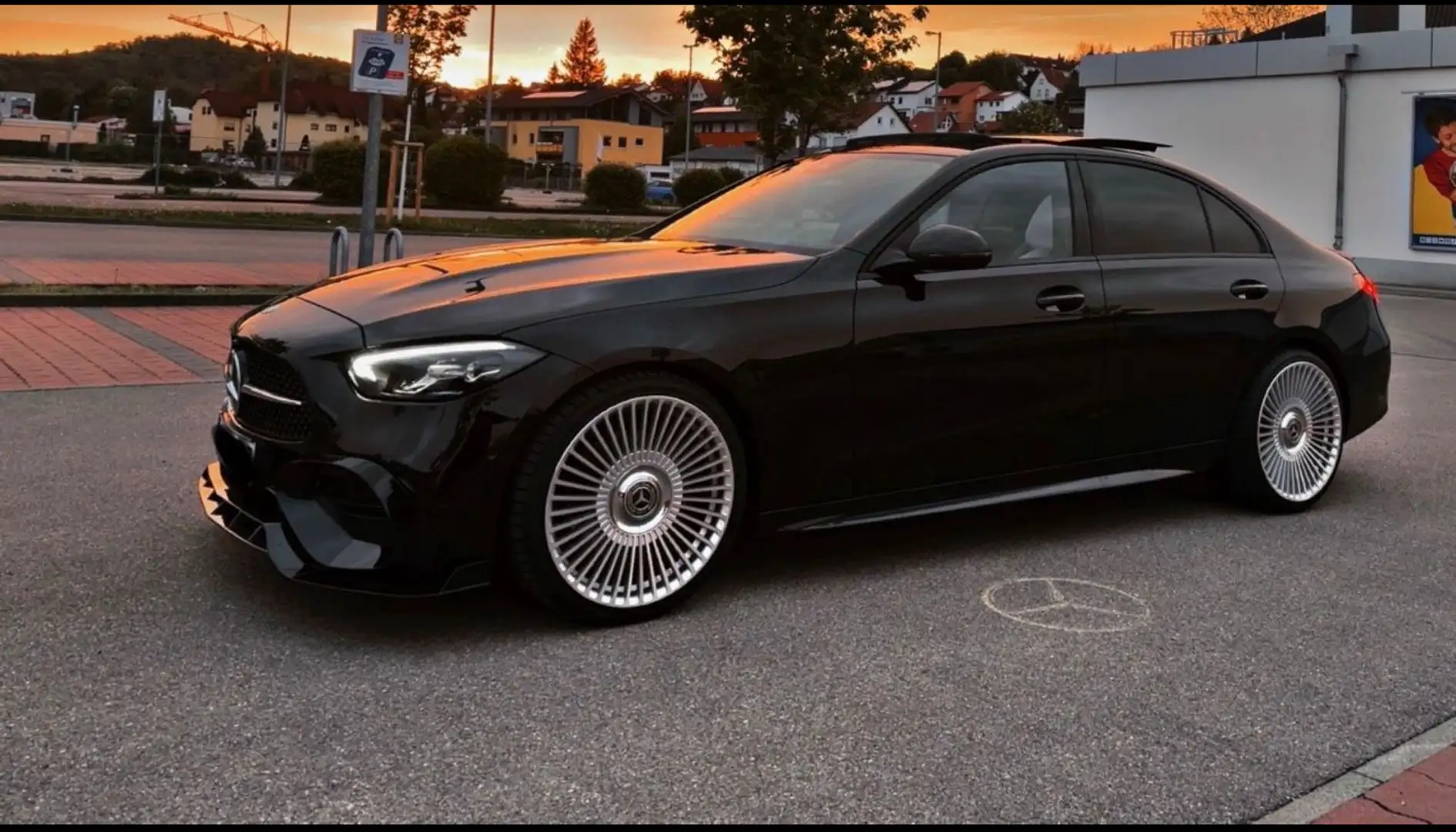 Mercedes-Benz C 300 e 9G-TRONIC - 1