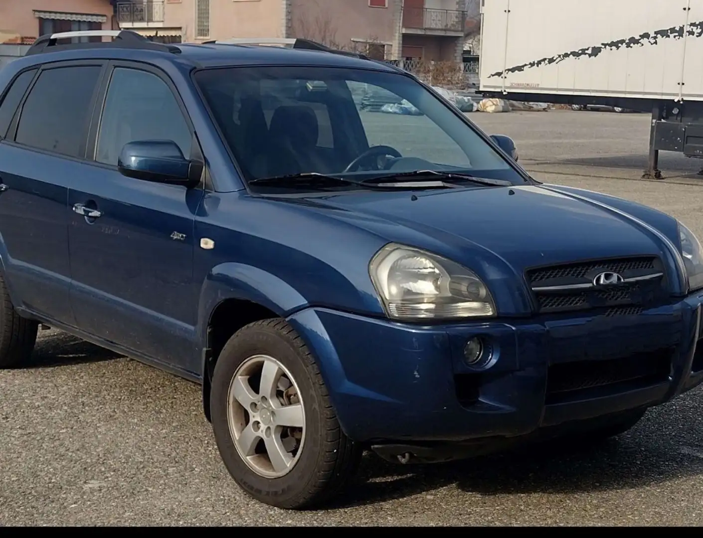 Hyundai TUCSON 2.0 crdi Dynamic 5p - 1