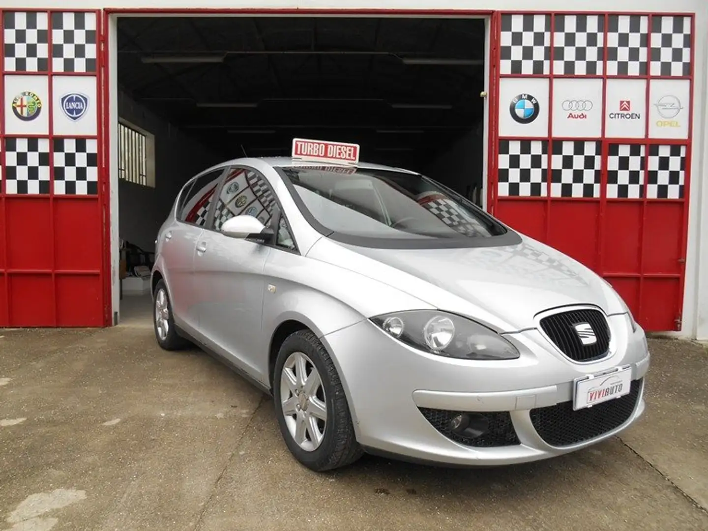 SEAT Altea 1.9 TDI 105 CV STYLANCE OK NEO PATENTATI Argento - 1