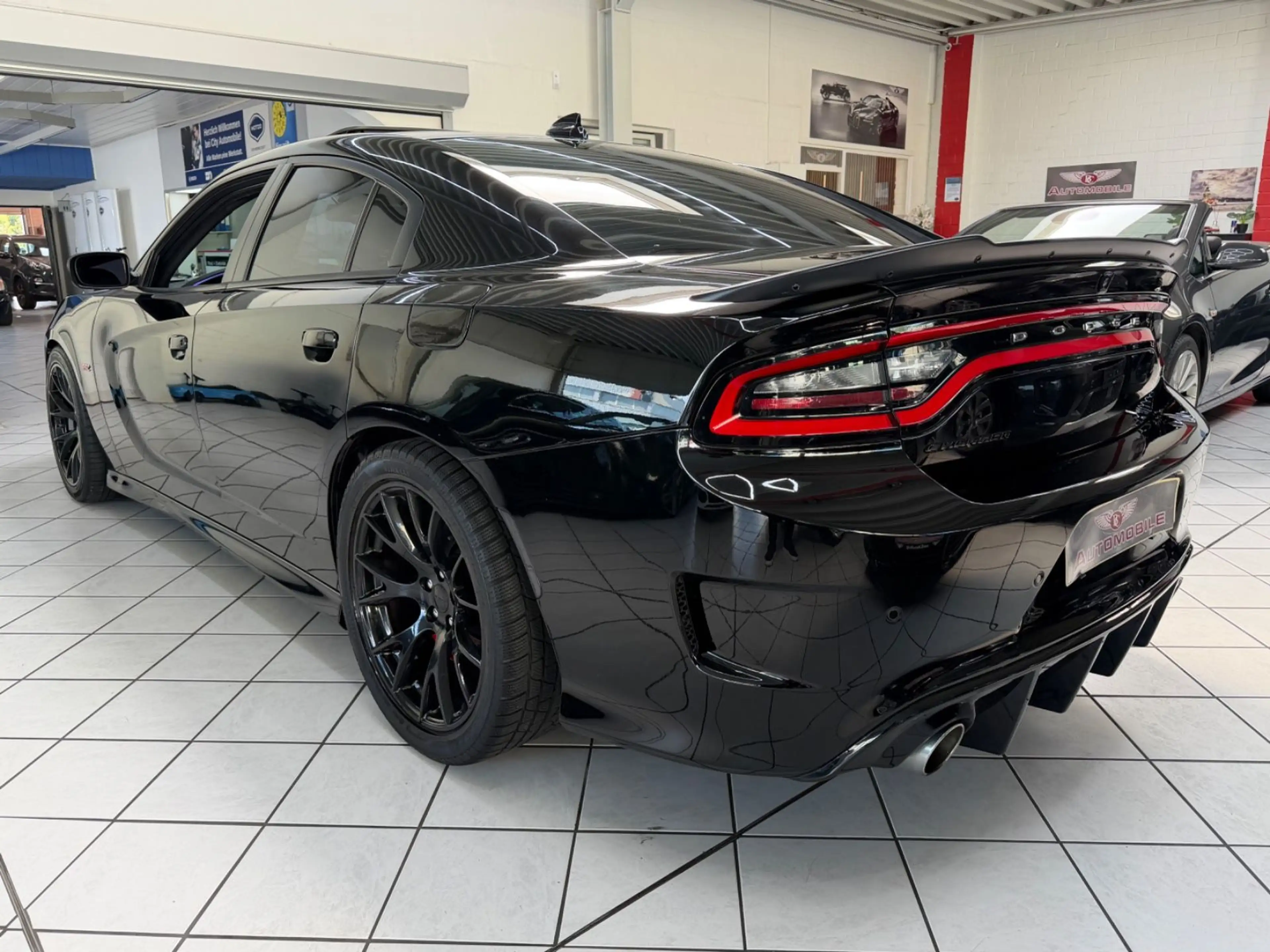 Dodge Charger 6,4 SRT 392 V8 KAMERA NAVI KEYLESS — photo 6