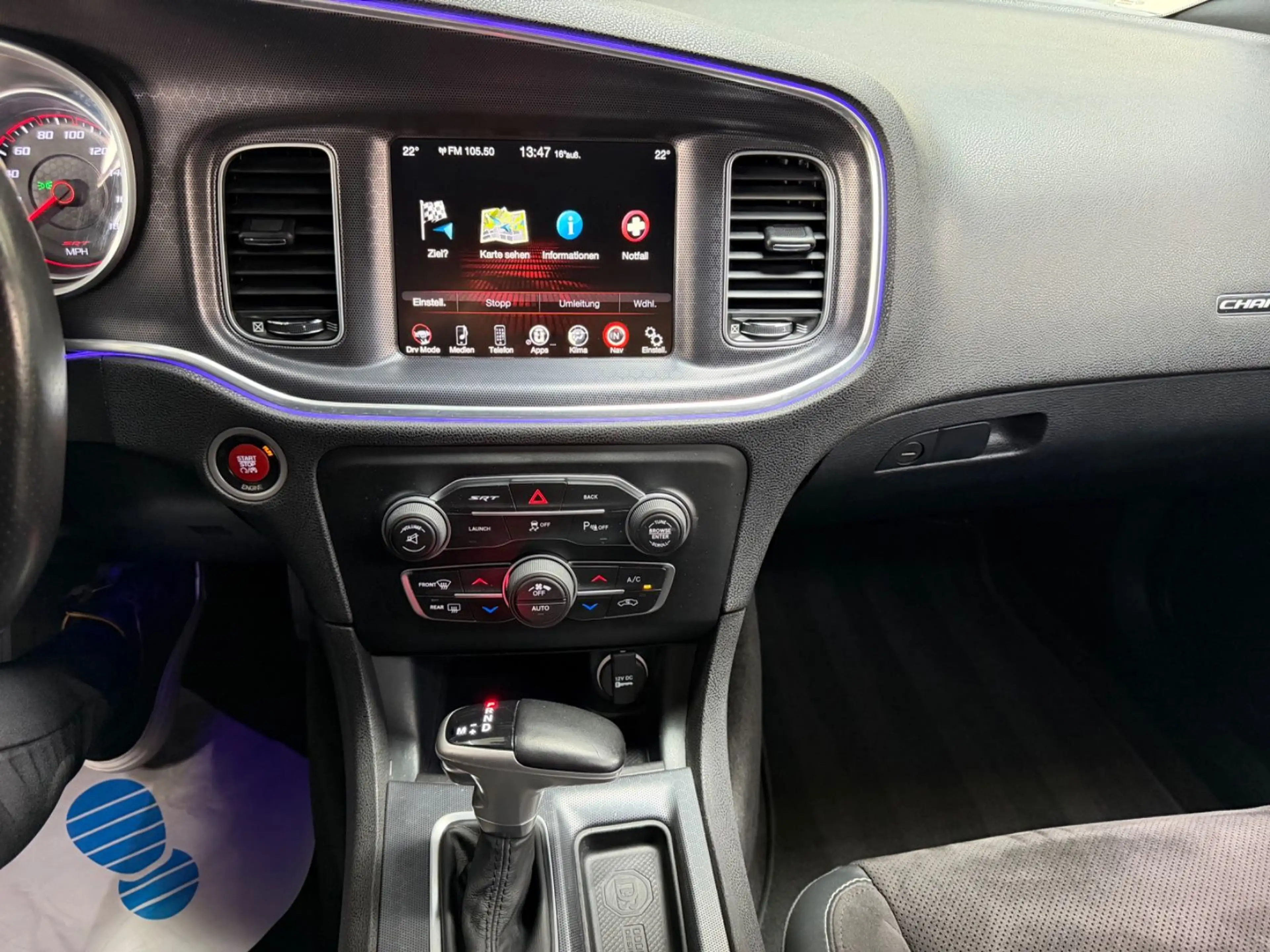 Dodge Charger 6,4 SRT 392 V8 KAMERA NAVI KEYLESS — photo 15