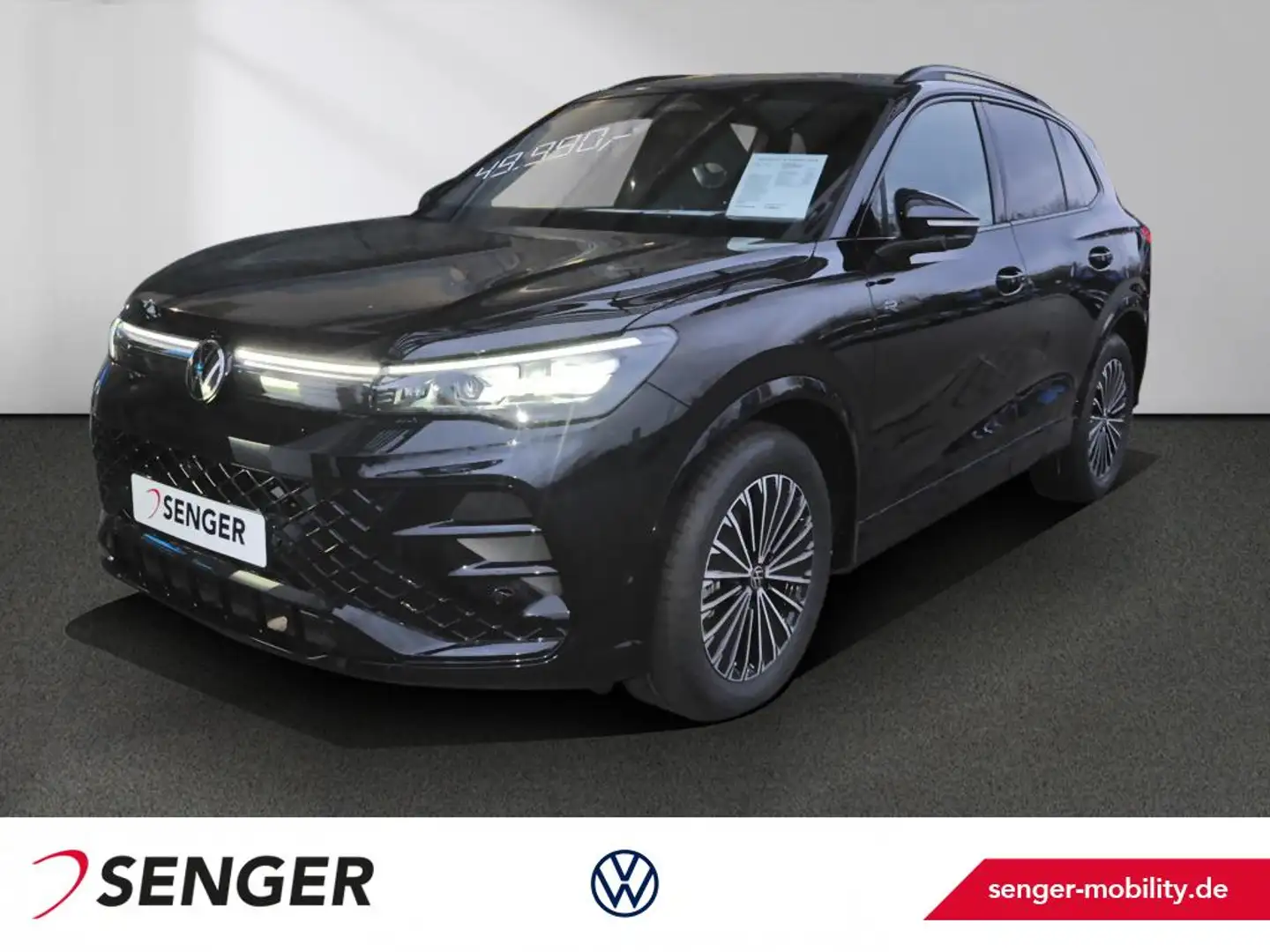 Volkswagen Tiguan R-Line 1,5 eTSI Komfort-Sitze Navi Matrix Schwarz - 1