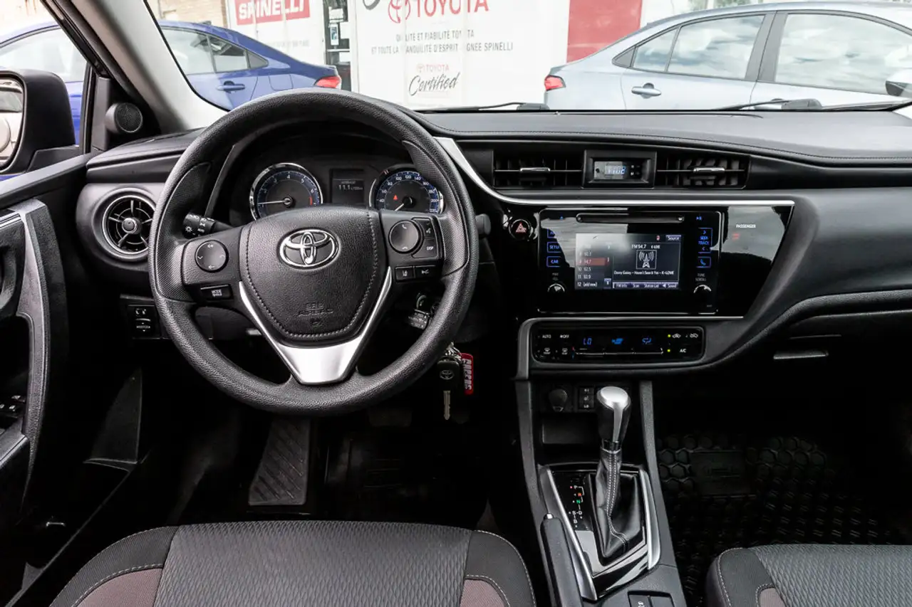 Toyota Corolla снимка Toyota Corolla