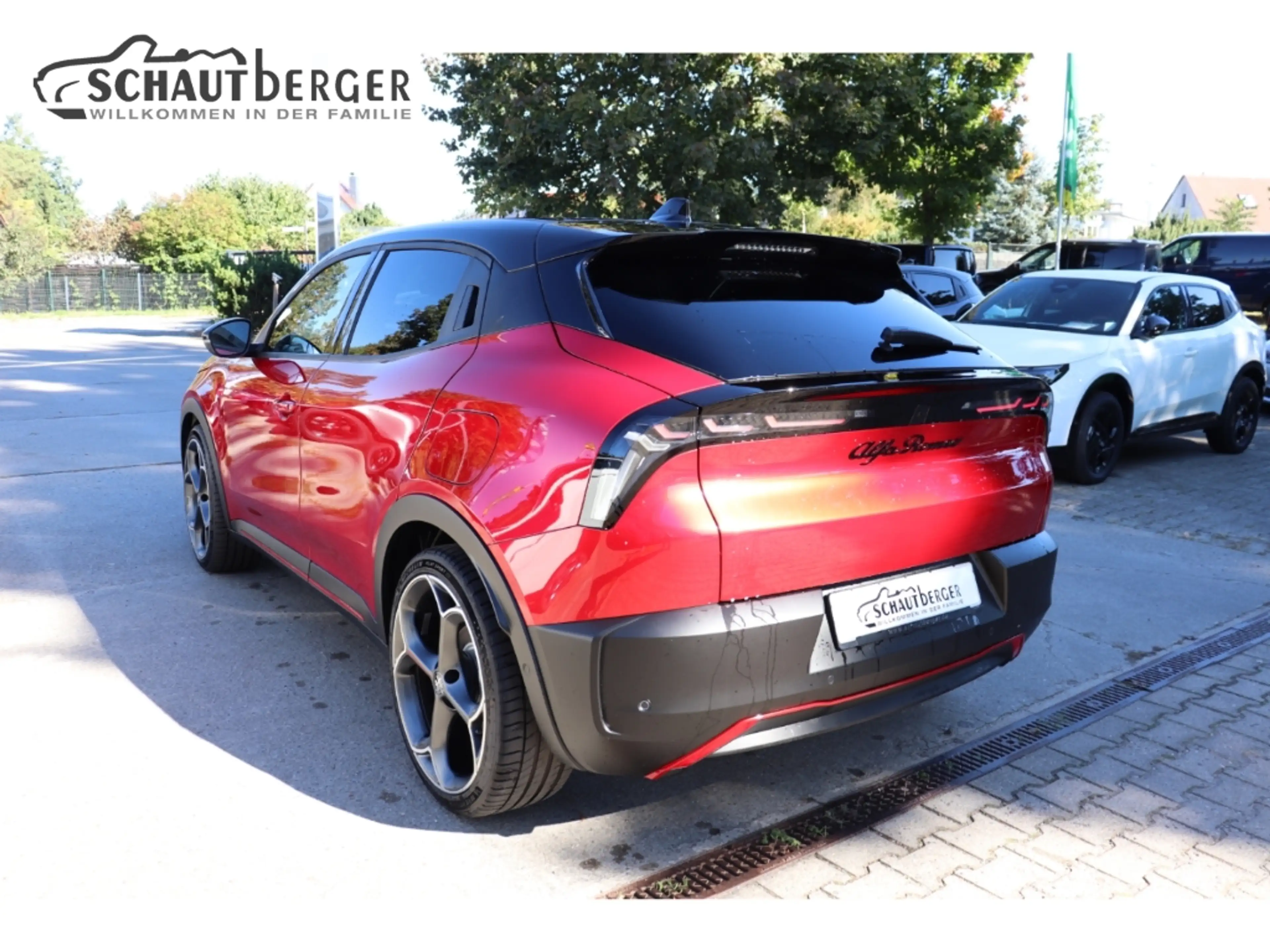 Alfa Romeo Junior Elettrica 280 207 kW Veloce Sportpaket El. Panodac — photo 9
