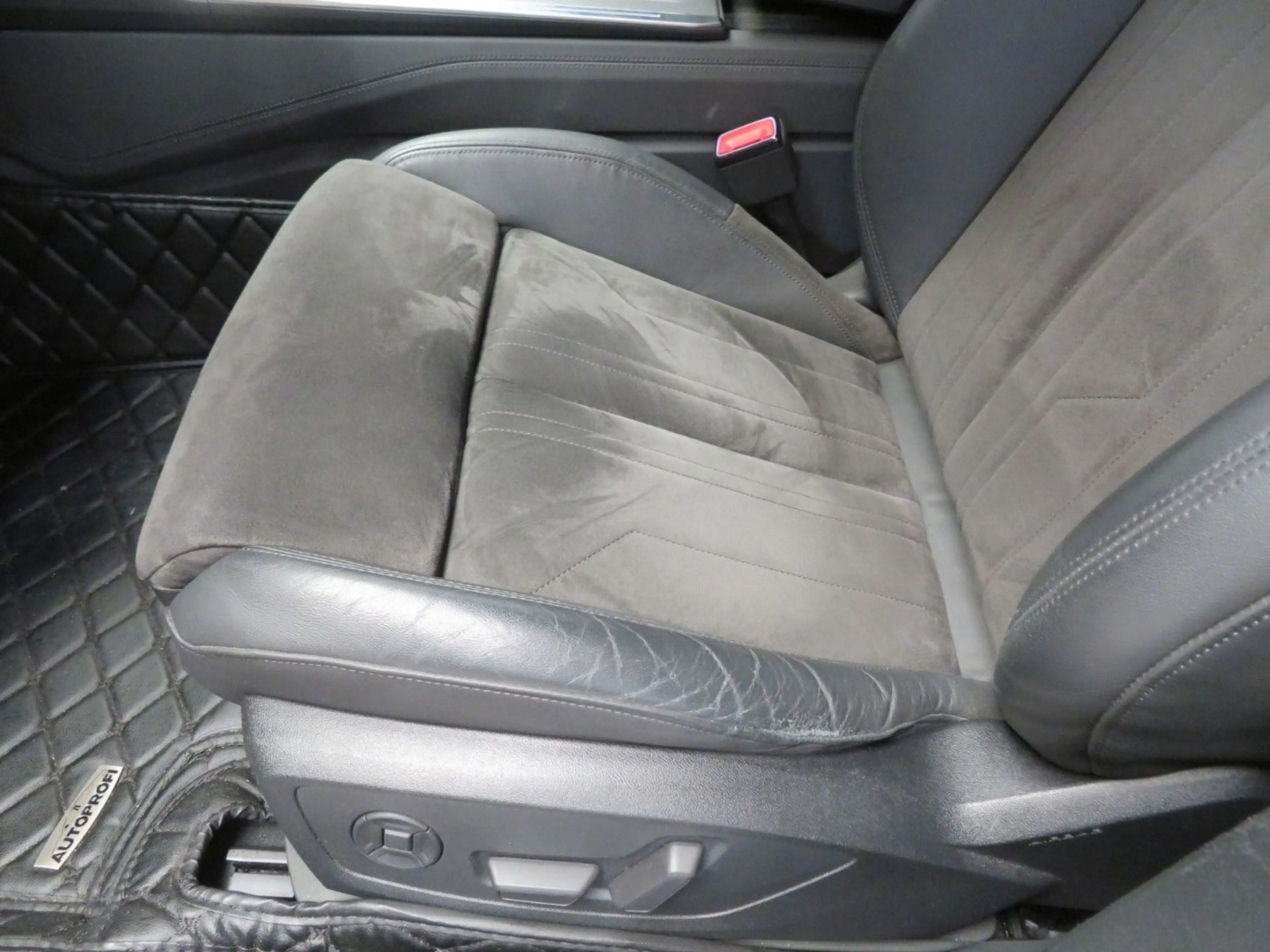 Audi A6 allroad quattro 50 TDI*20 Years"Standhzg*Pano — photo 13