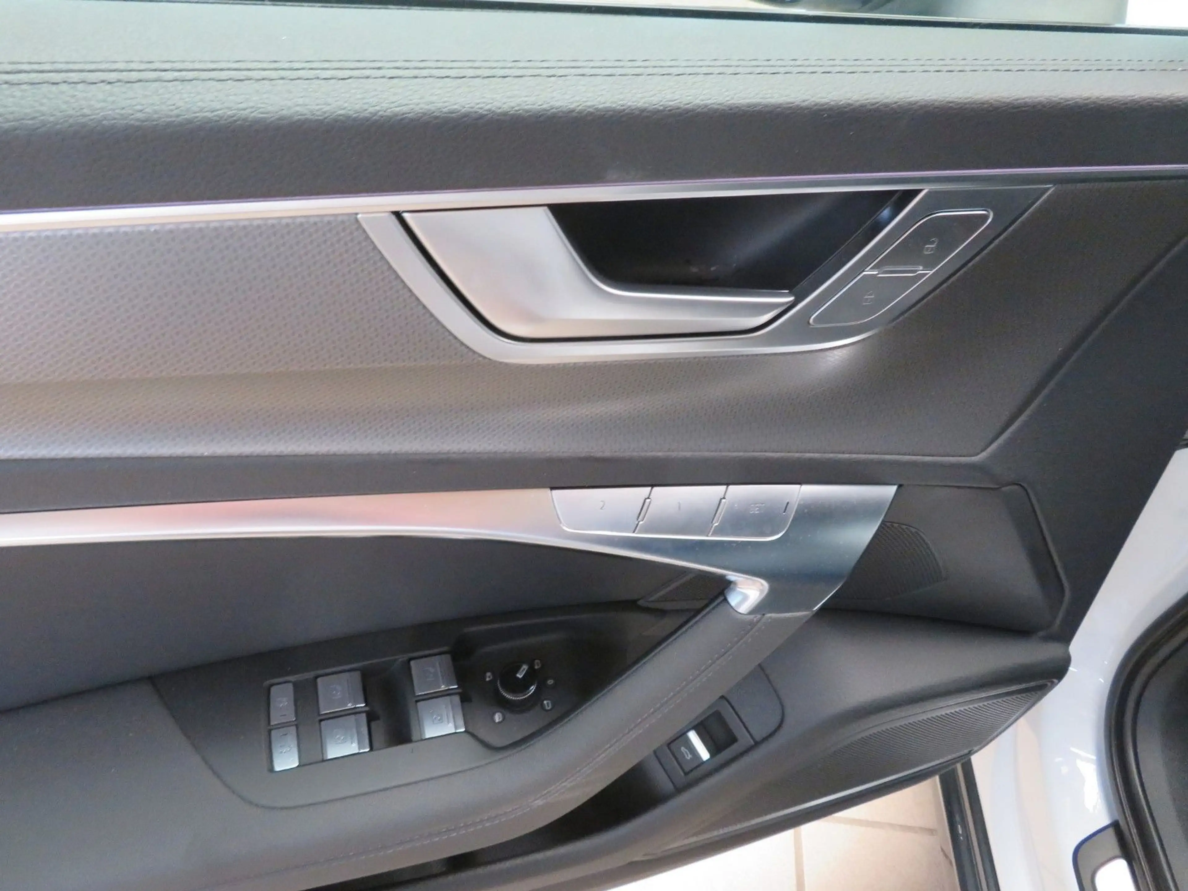 Audi A6 allroad quattro 50 TDI*20 Years"Standhzg*Pano — photo 9