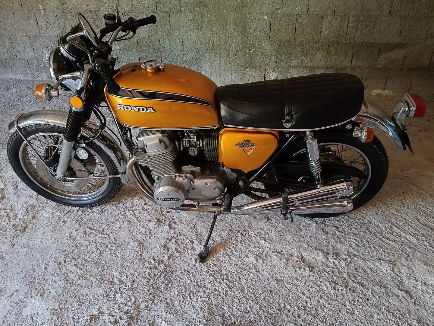 Honda CB 750 four four Oro - 2