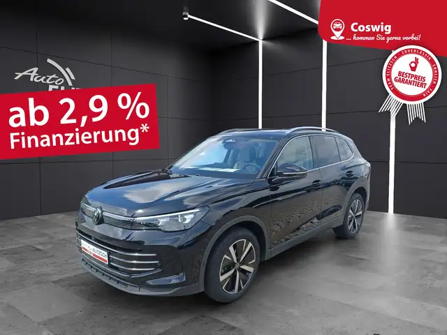 Volkswagen Tiguan TDI Elegance IQ.Light Navi ACC AHK STHZ 4xSHZ